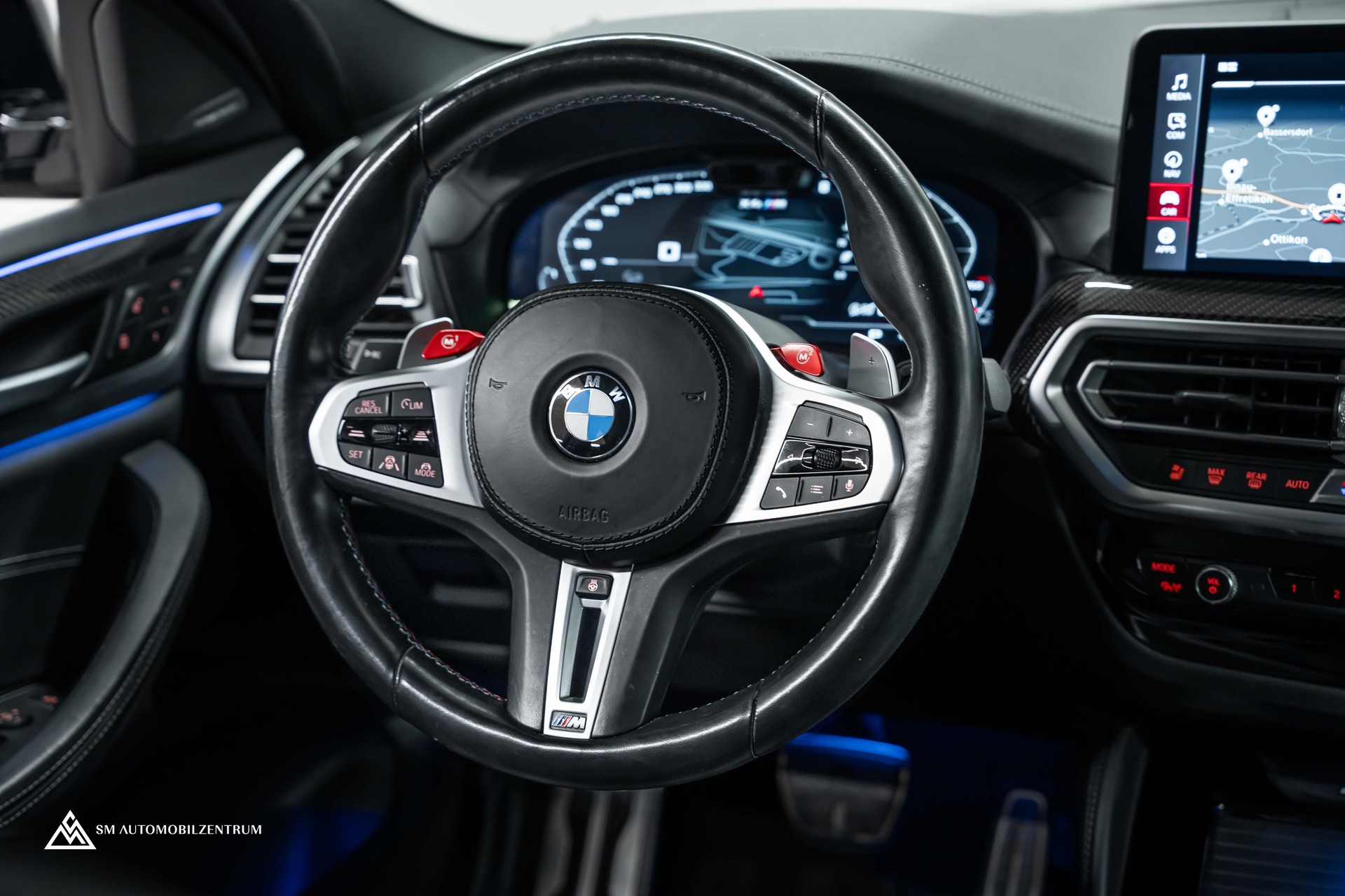 BMW X4 M Competition / Head-Up / Sitzbelüftung / Carbon Fibre-image-23
