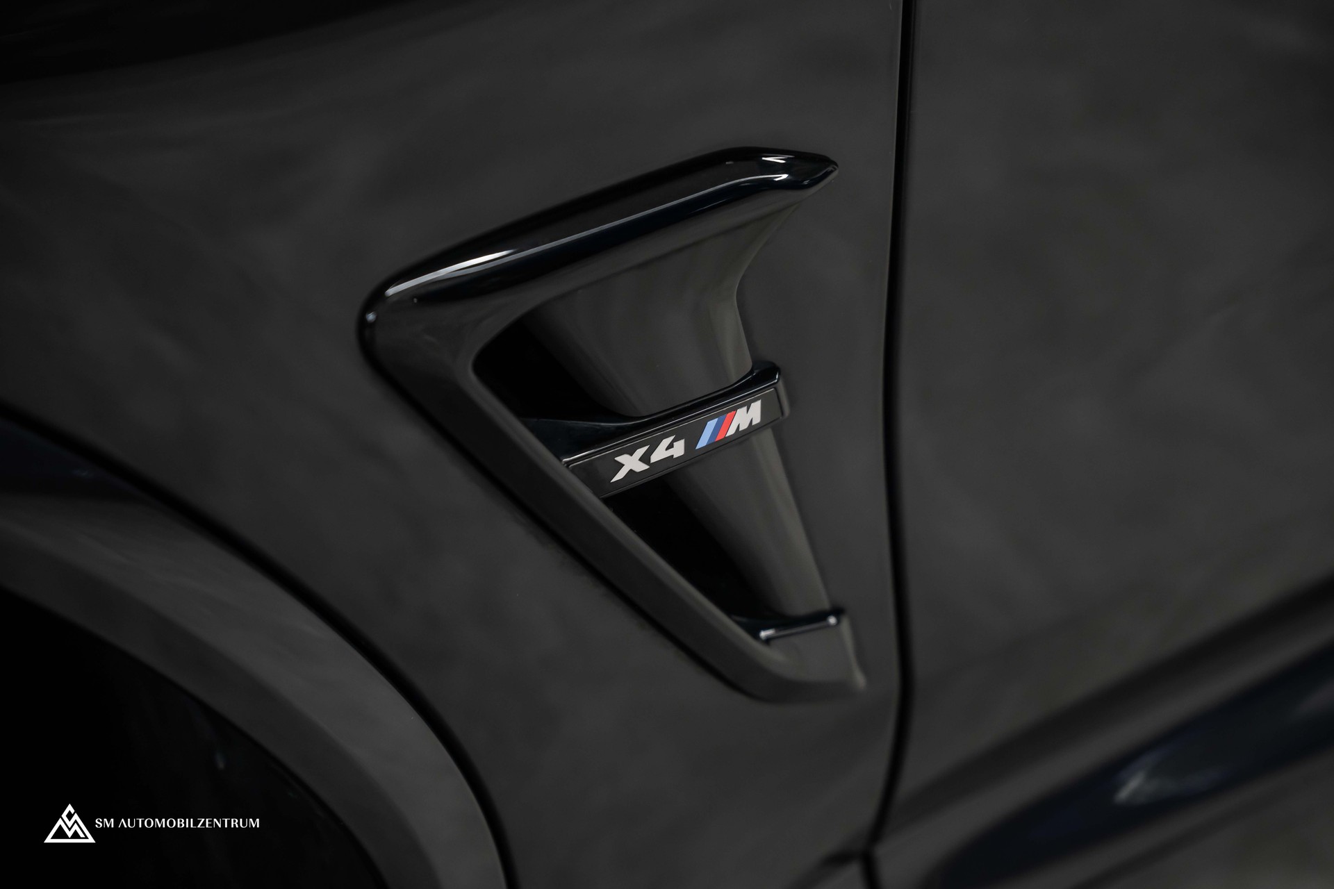 BMW X4 M Competition / Head-Up / Sitzbelüftung / Carbon Fibre-image-5