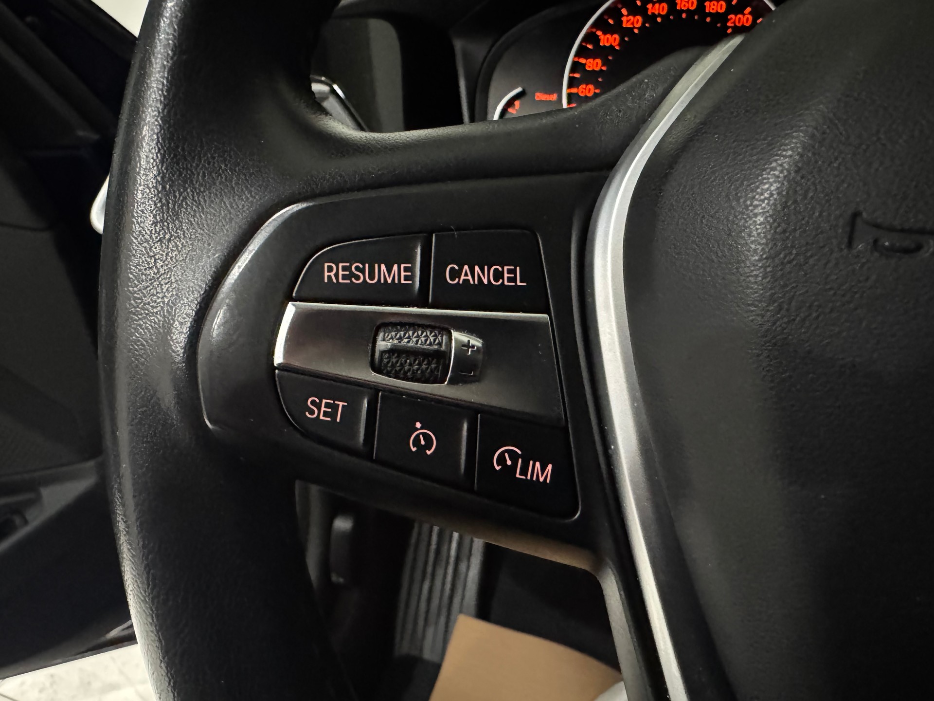 BMW 320d xDrive Touring Steptronic | 1.Hand | CH |-image-17
