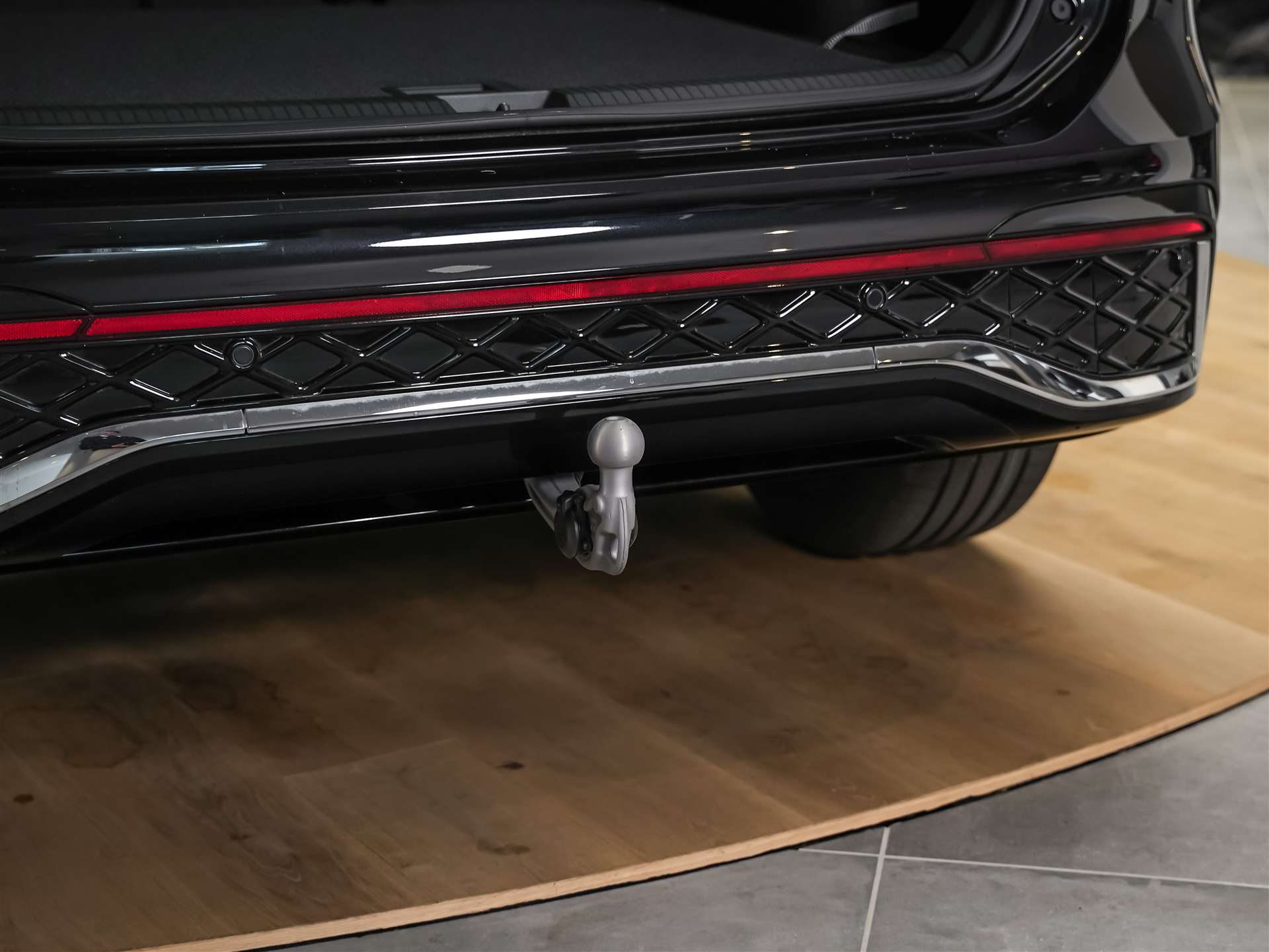 VW Tiguan 1.5 TSI evo2 mHEV R-Line DSG *Abstandsregler*Massage*Lenkradheizung*-image-42