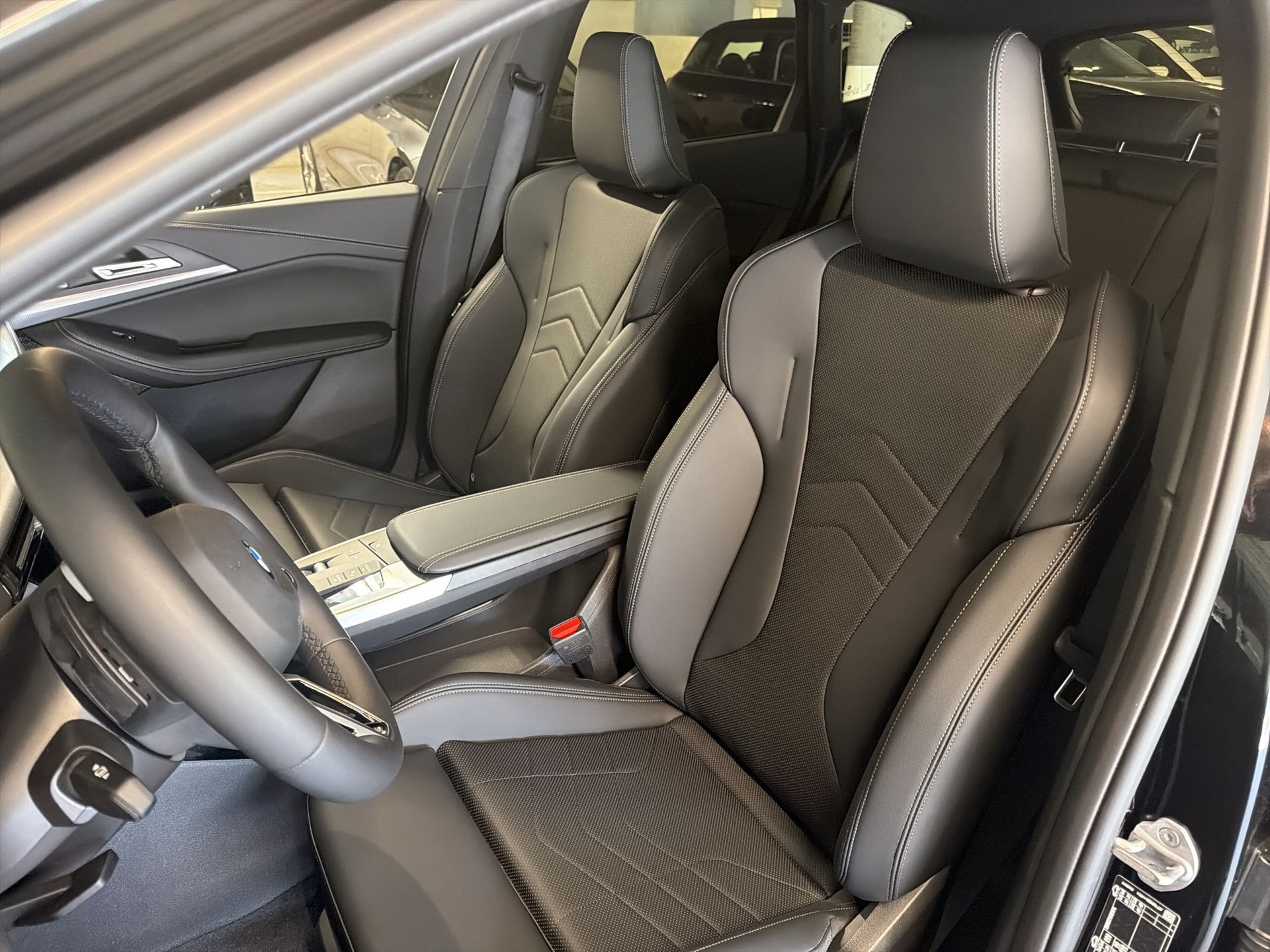 BMW 230e xDrive Active Tourer M Sport-image-9
