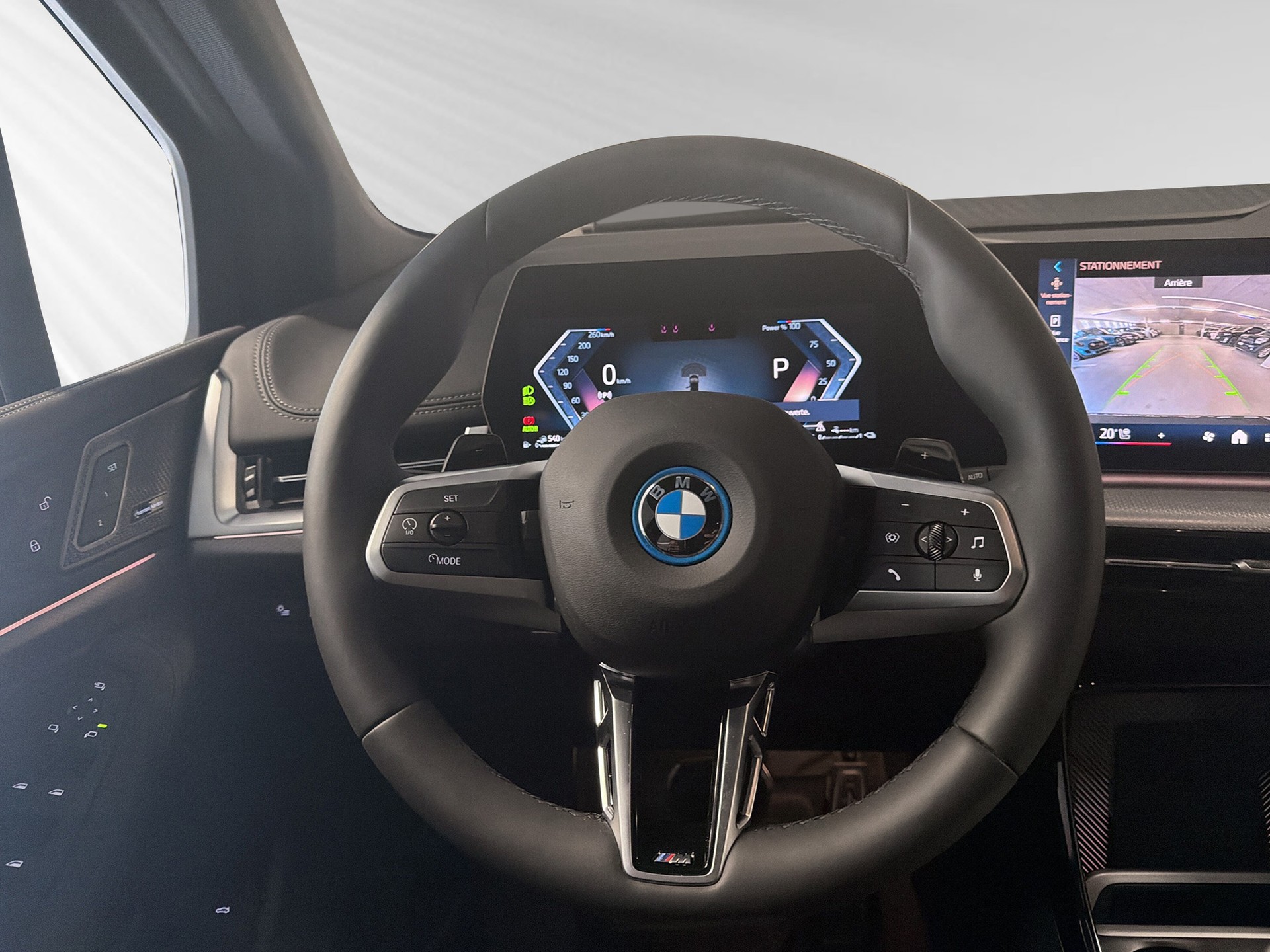 BMW 230e xDrive Active Tourer M Sport-image-4