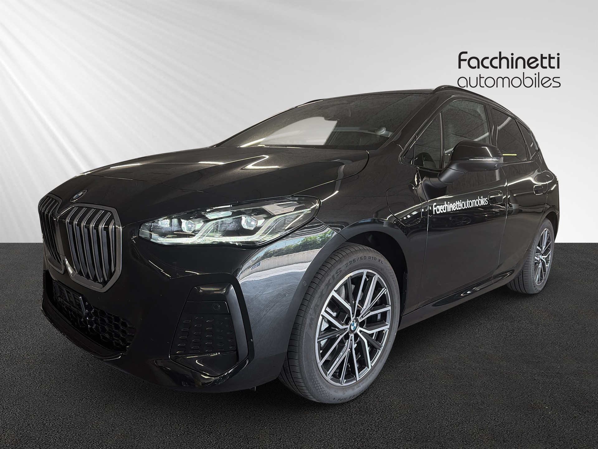 BMW 230e xDrive Active Tourer M Sport-image-0