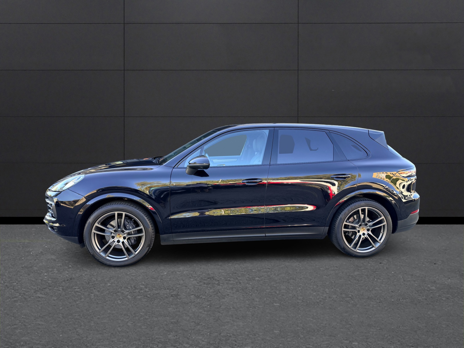 PORSCHE Cayenne-image-4