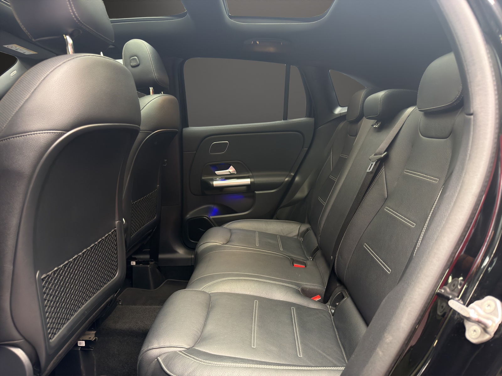 MERCEDES-BENZ GLA 35 AMG 4Matic-image-8