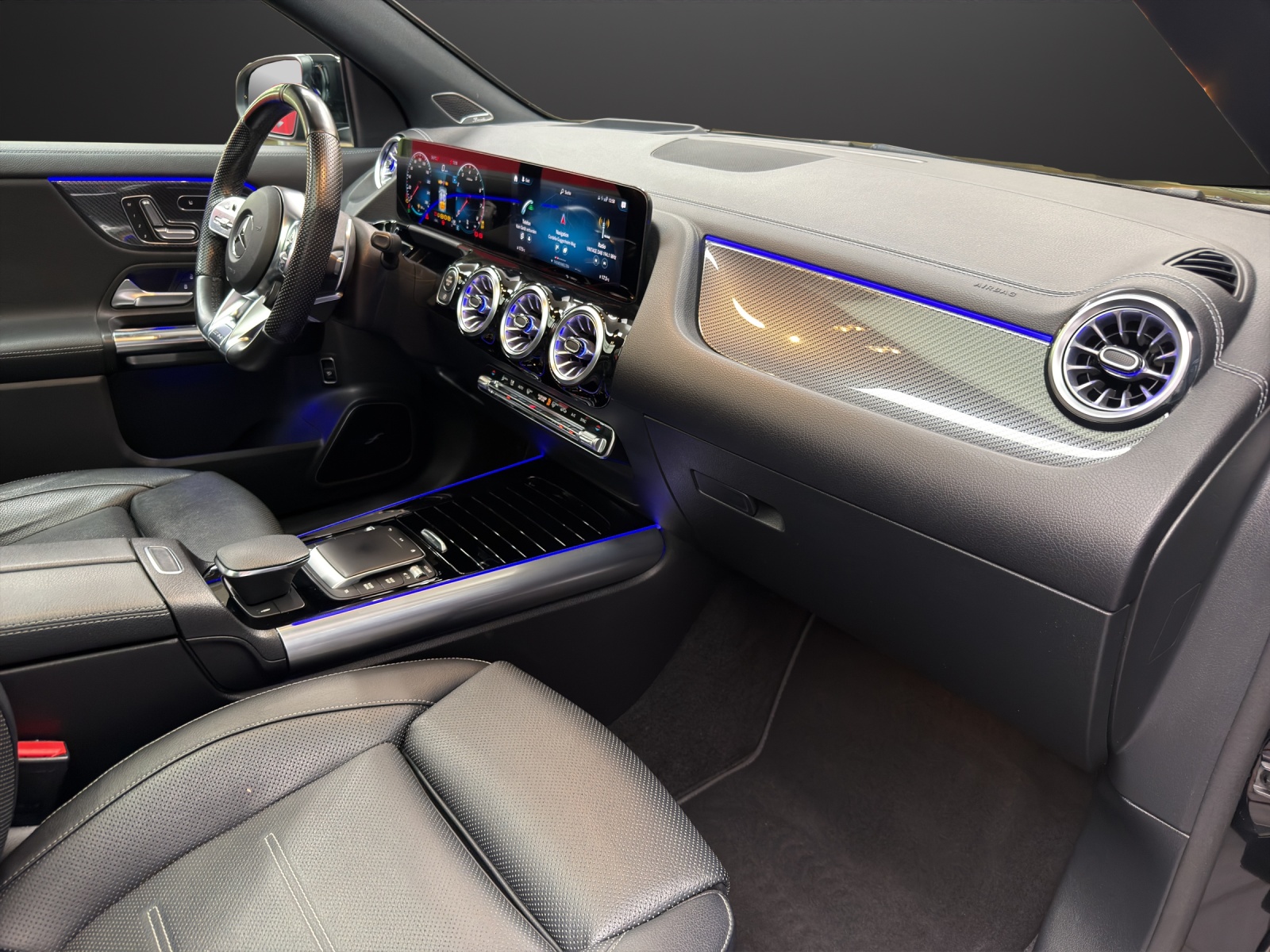MERCEDES-BENZ GLA 35 AMG 4Matic-image-6