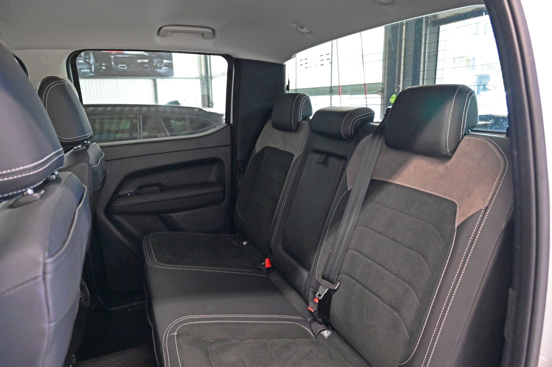 VW Amarok 3.0TDI Style Winter 1-image-19