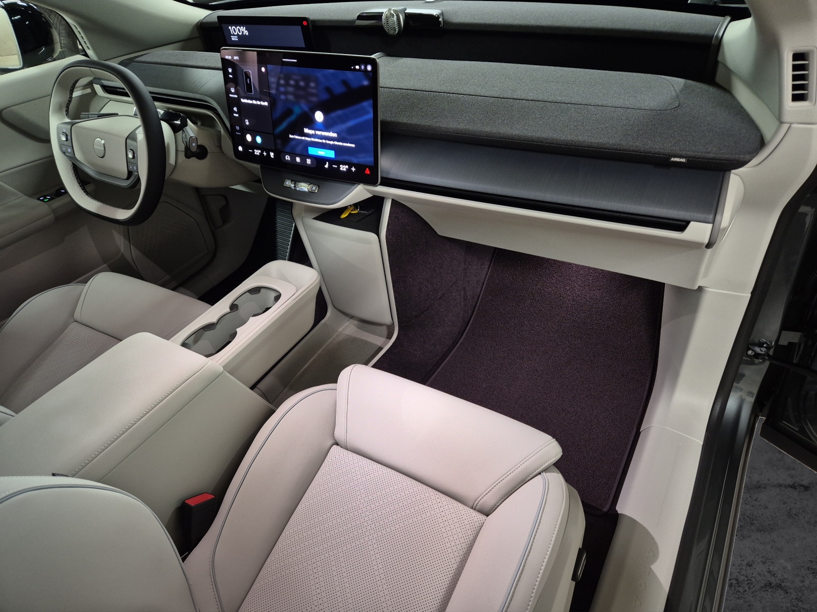 VOLVO EX60 Twin Ultra AWD-image-14
