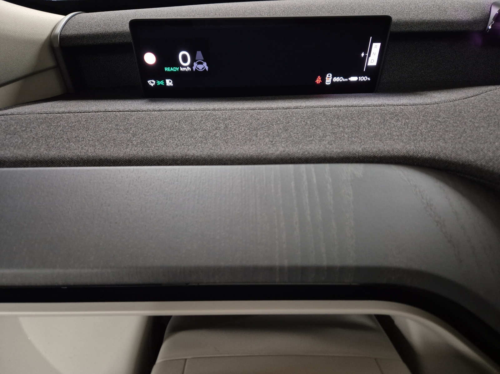 VOLVO EX60 Twin Ultra AWD-image-17