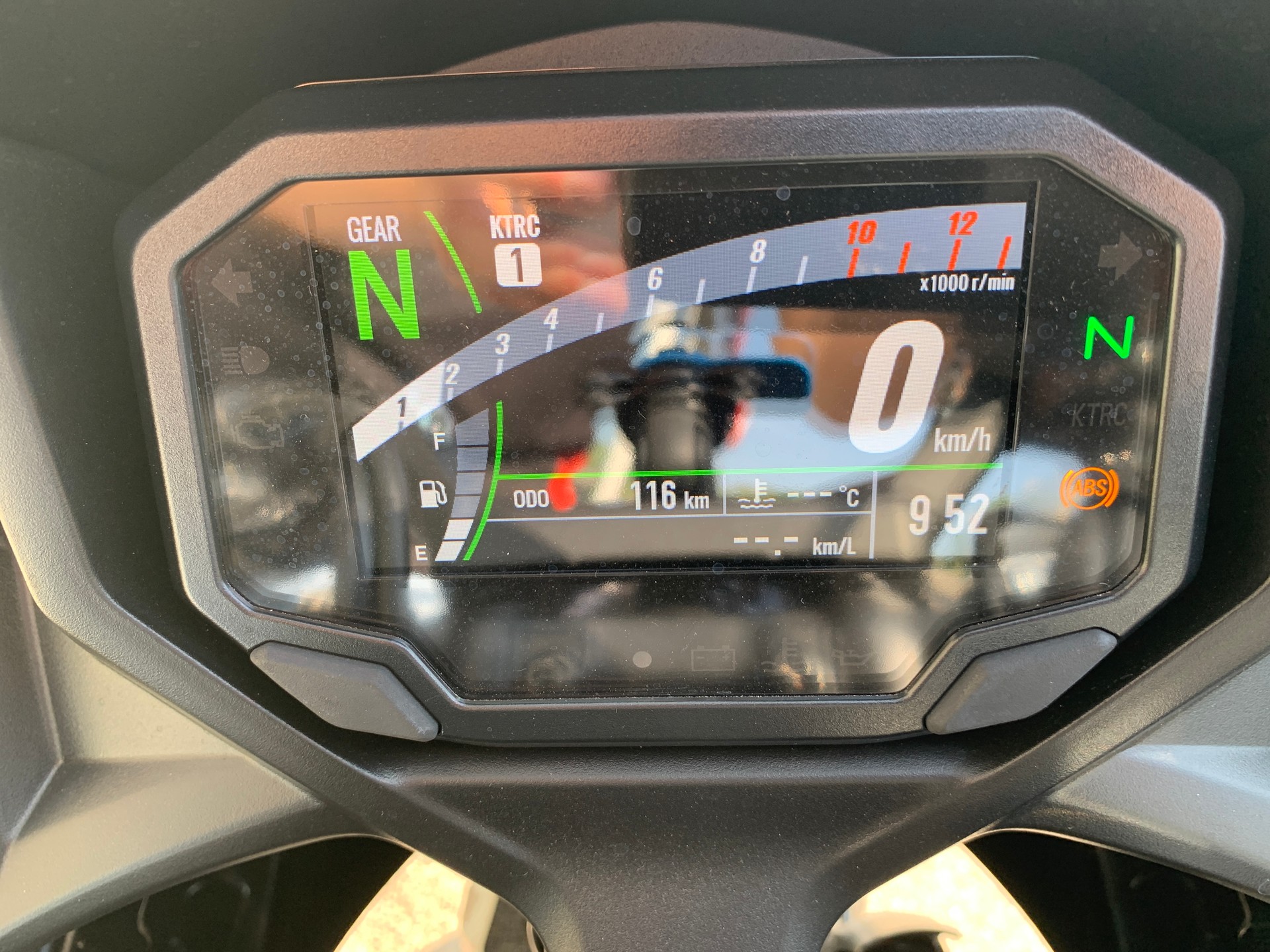 KAWASAKI Ninja 650 (35kW)-showroom-element-3