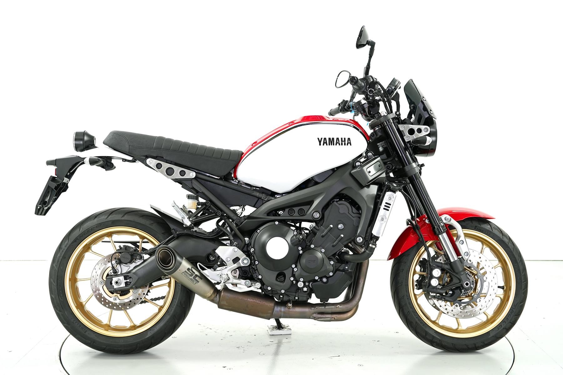 YAMAHA XSR 900 ABS-showroom-element-3