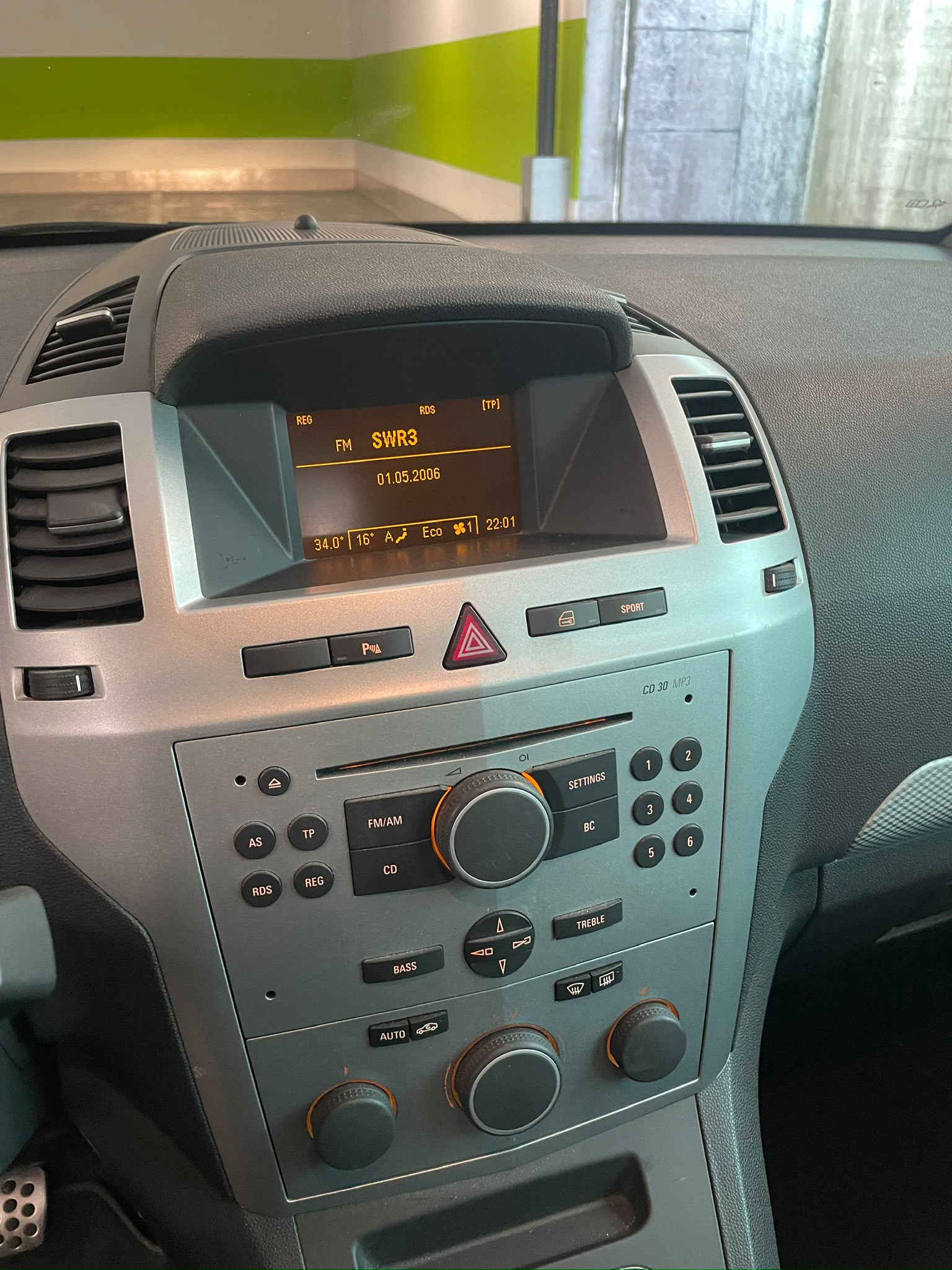 OPEL Zafira 2.0i 16V Turbo OPC // MFK NEU-image-15