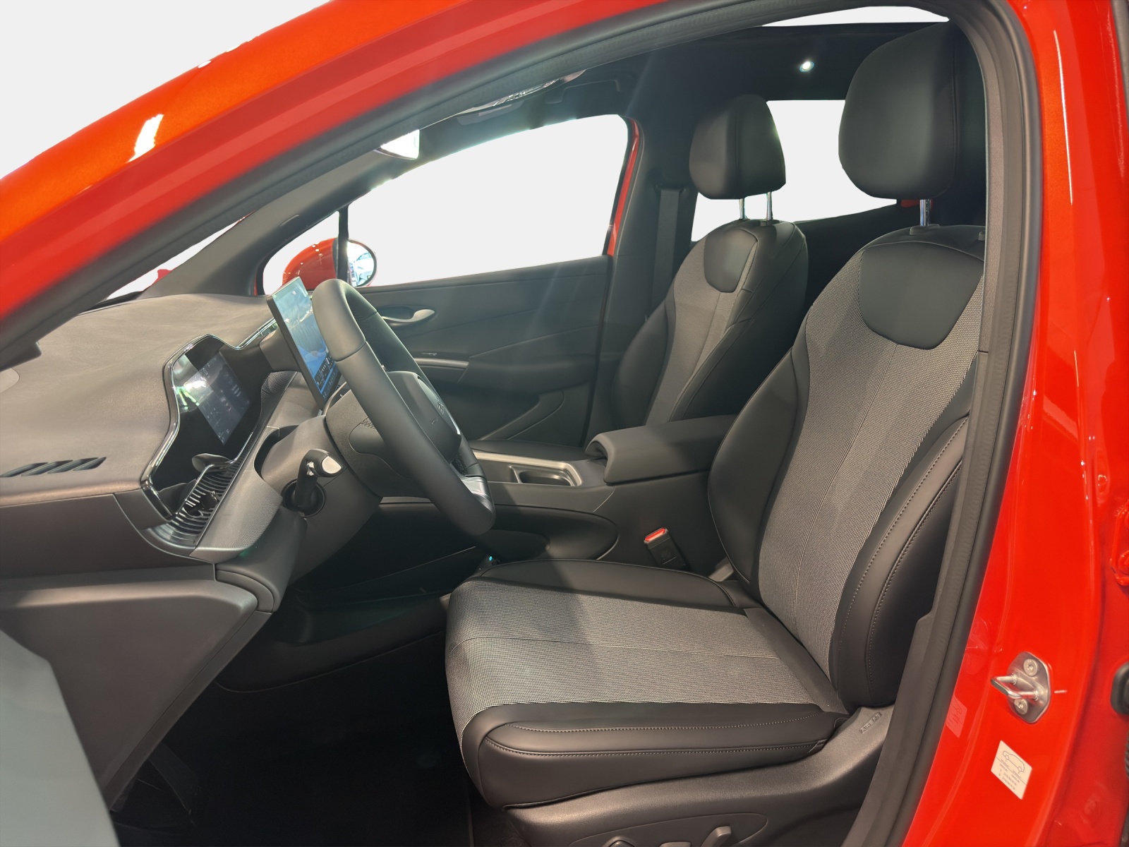 BYD Dolphin G DM-i Comfort-image-9