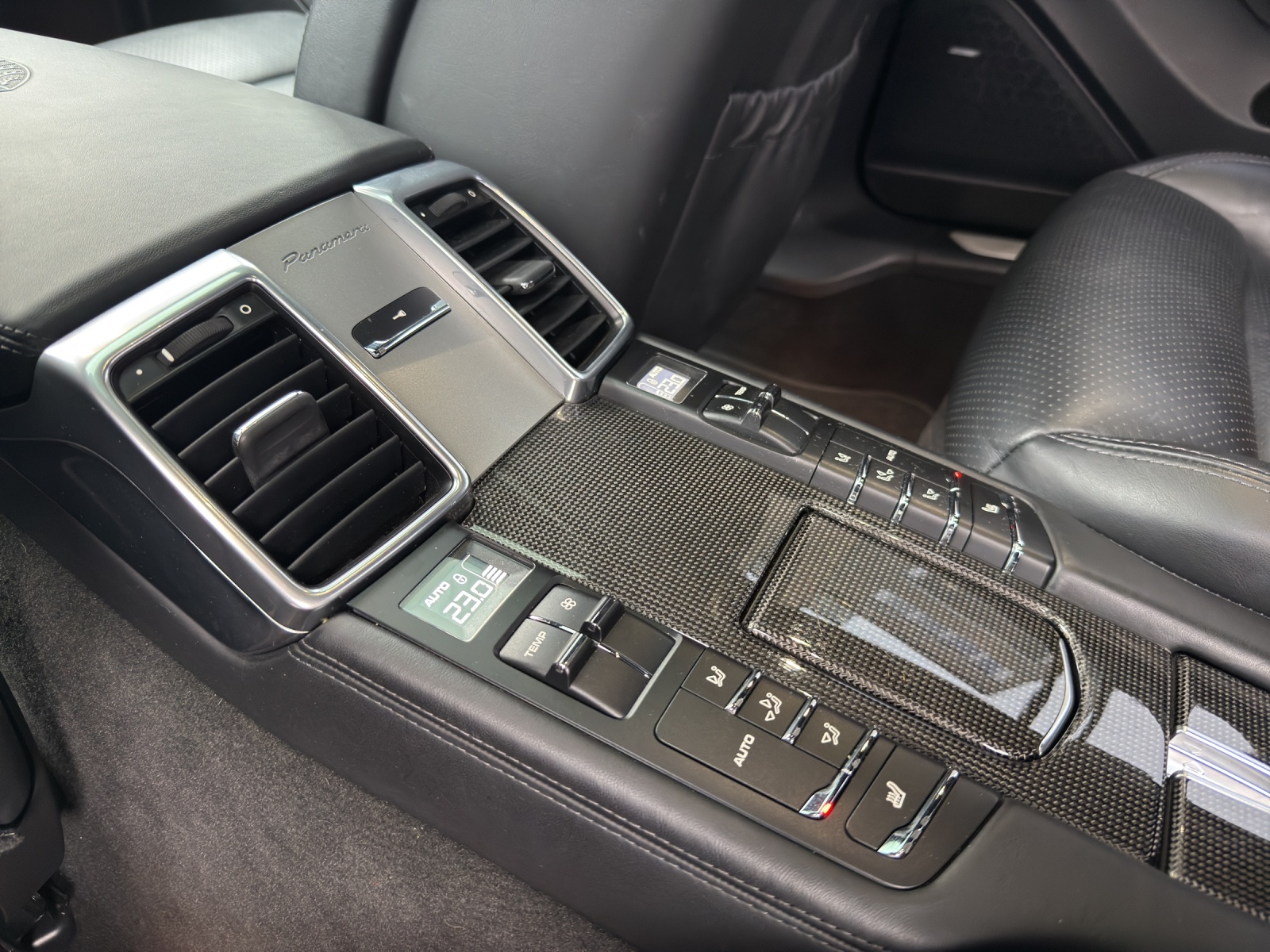 PORSCHE Panamera Turbo 4.8 PDK-image-14