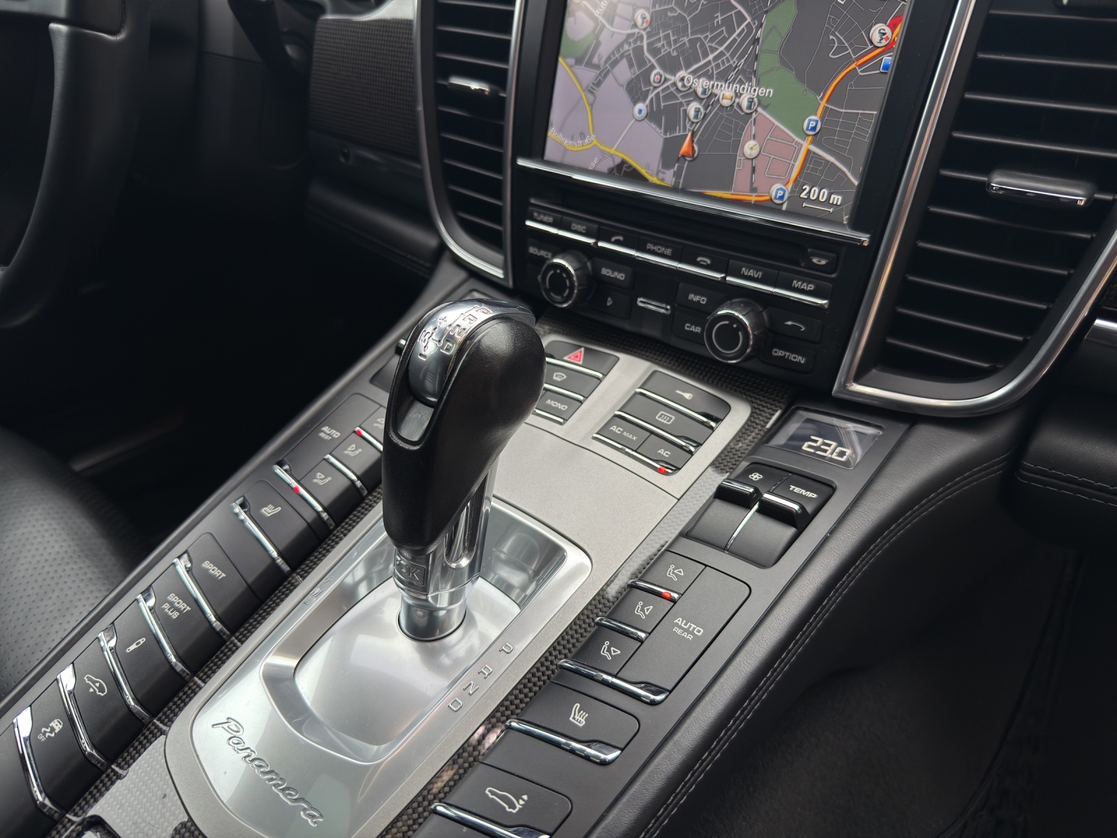 PORSCHE Panamera Turbo 4.8 PDK-image-10