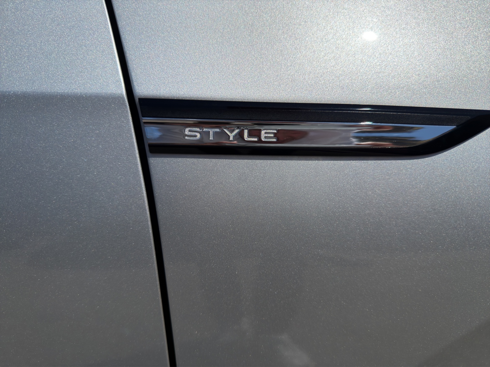 VW Golf 2.0 TSI Style DSG 4 Motion-image-13