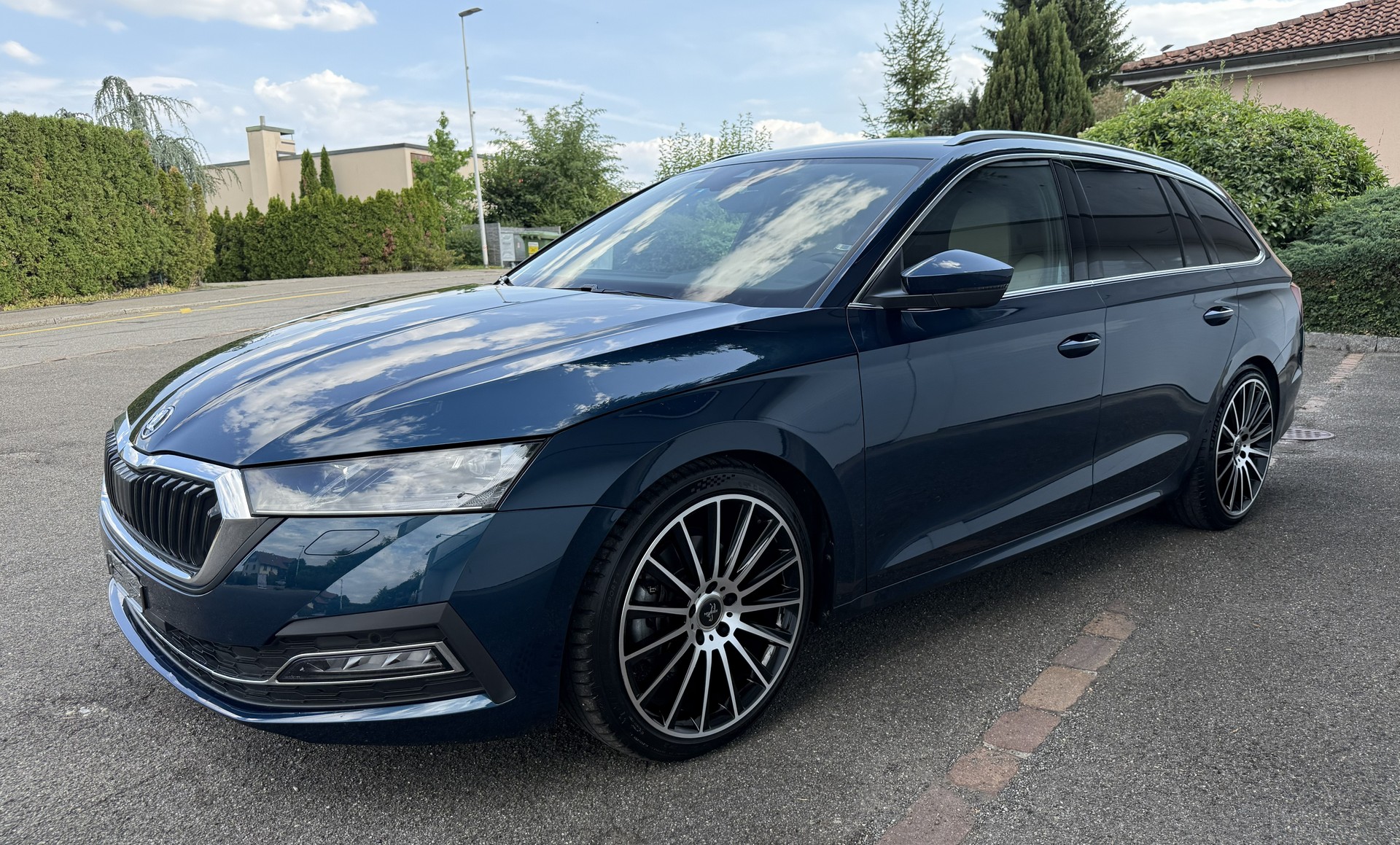 SKODA 2.0 TSI Style 4x4 DSG-image-0