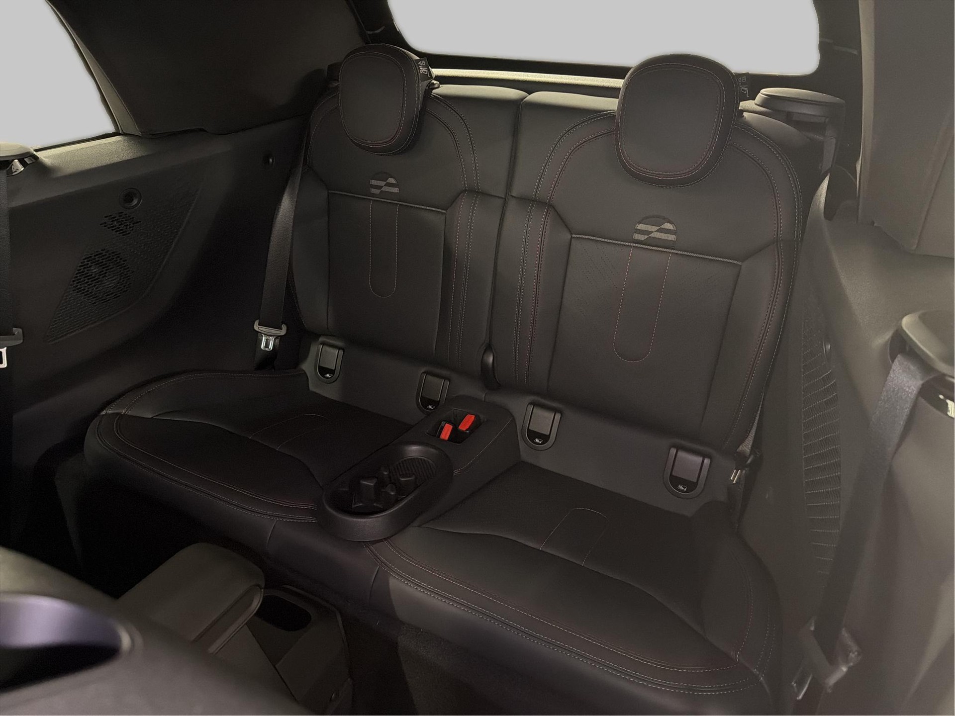 MINI John Cooper Works Cabrio-image-16