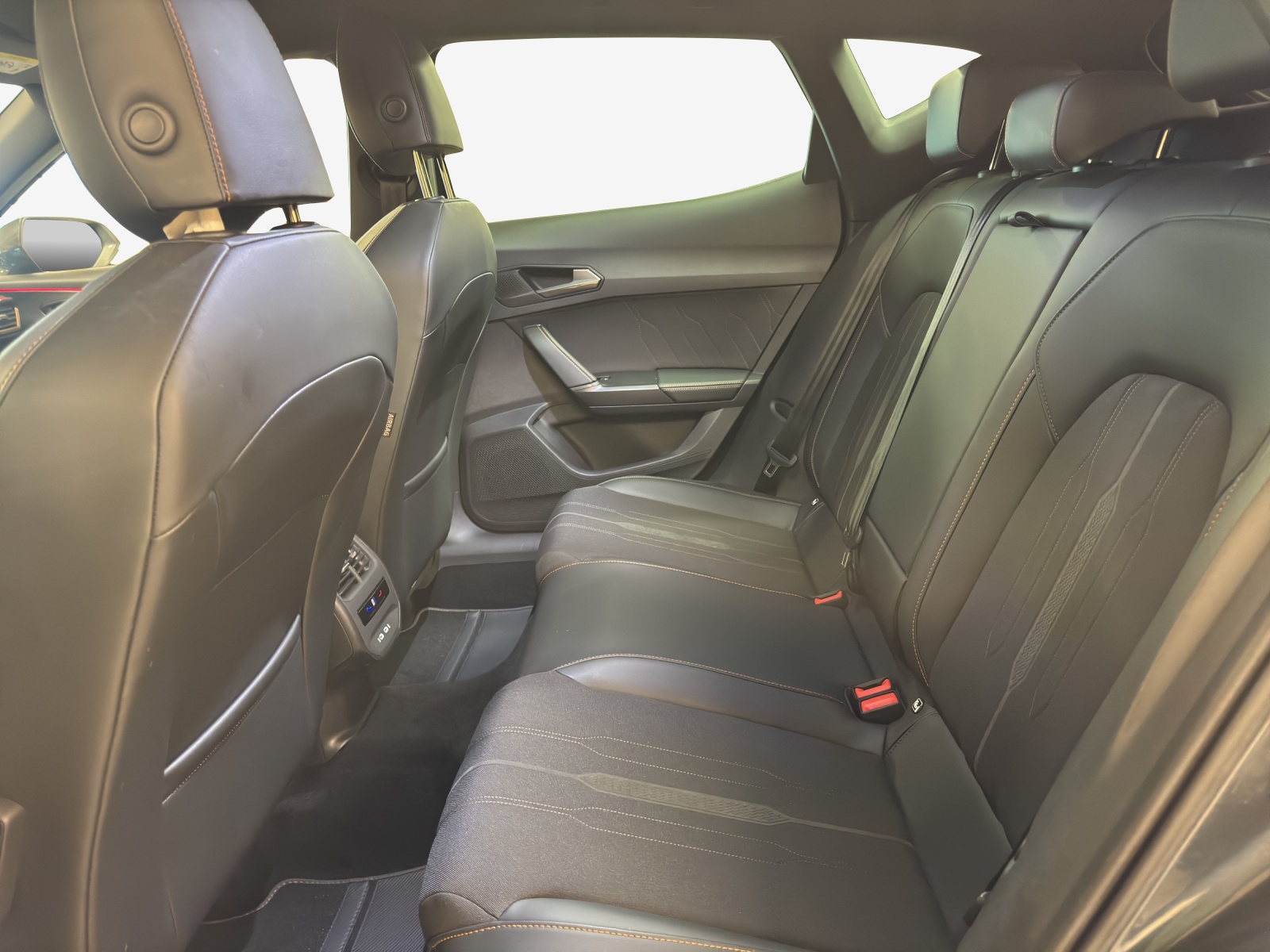 CUPRA Formentor 2.0TSI 4Drive Inicio DSG-image-11