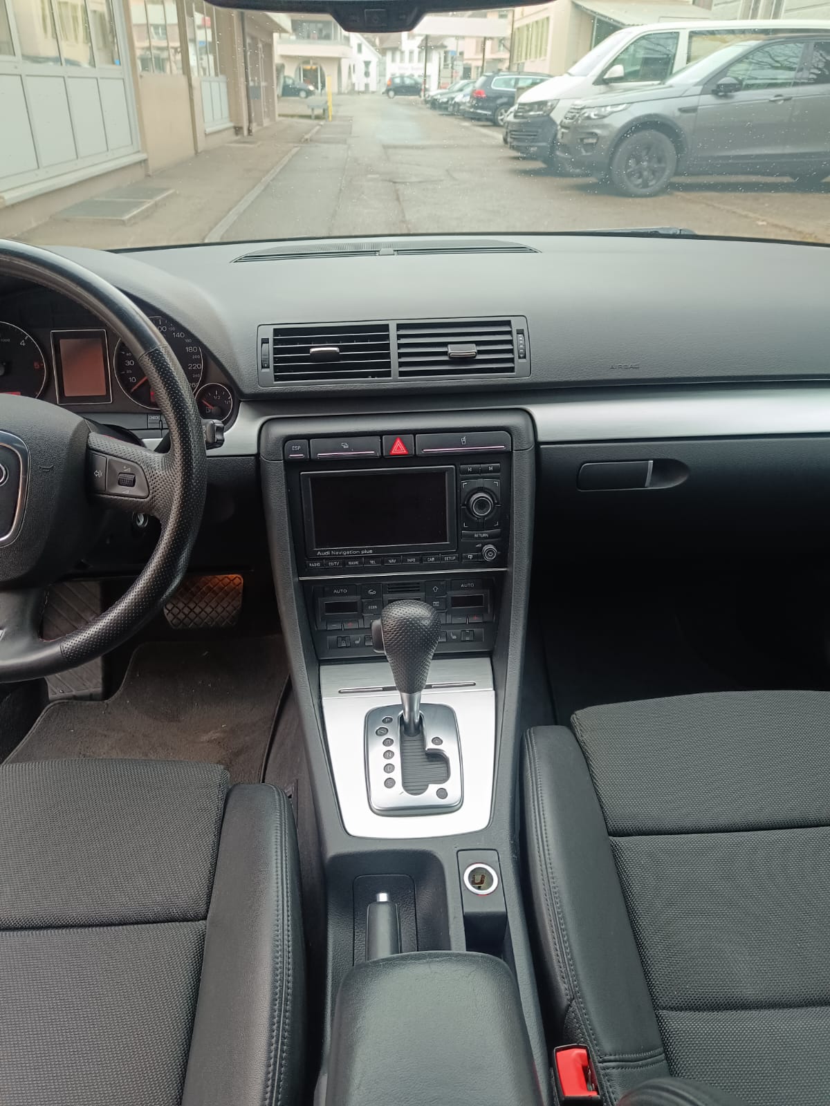 AUDI A4 Avant 2.7 TDI-image-13