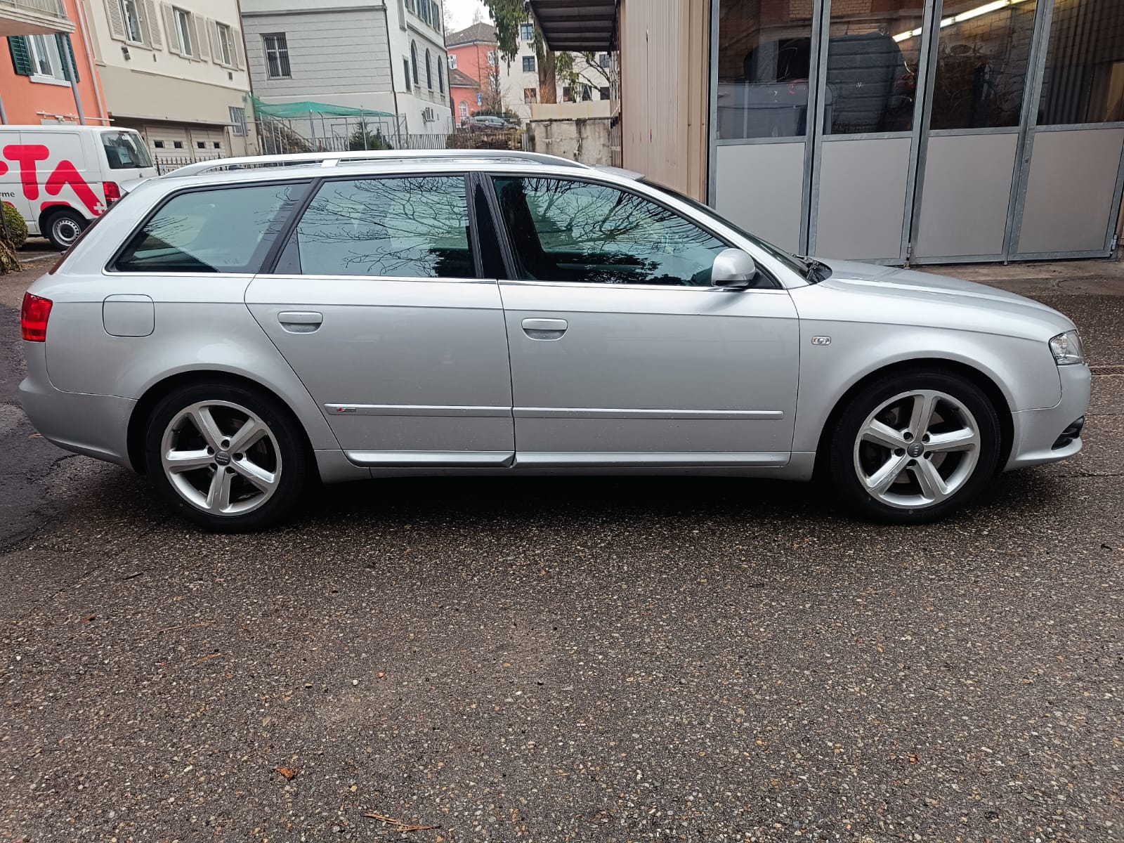 AUDI A4 Avant 2.7 TDI-image-3