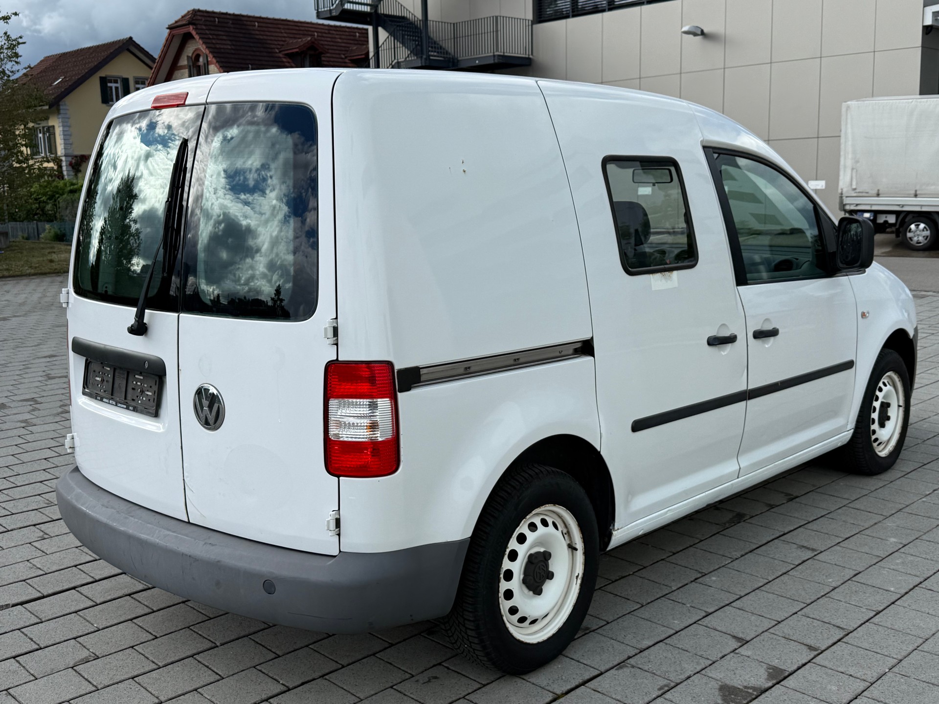 VW Caddy 1.9TDI PD-image-4