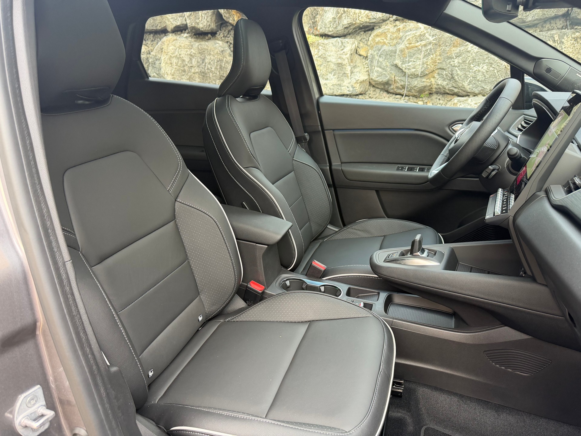 MITSUBISHI ASX 1.8 HEV Instyle-image-8
