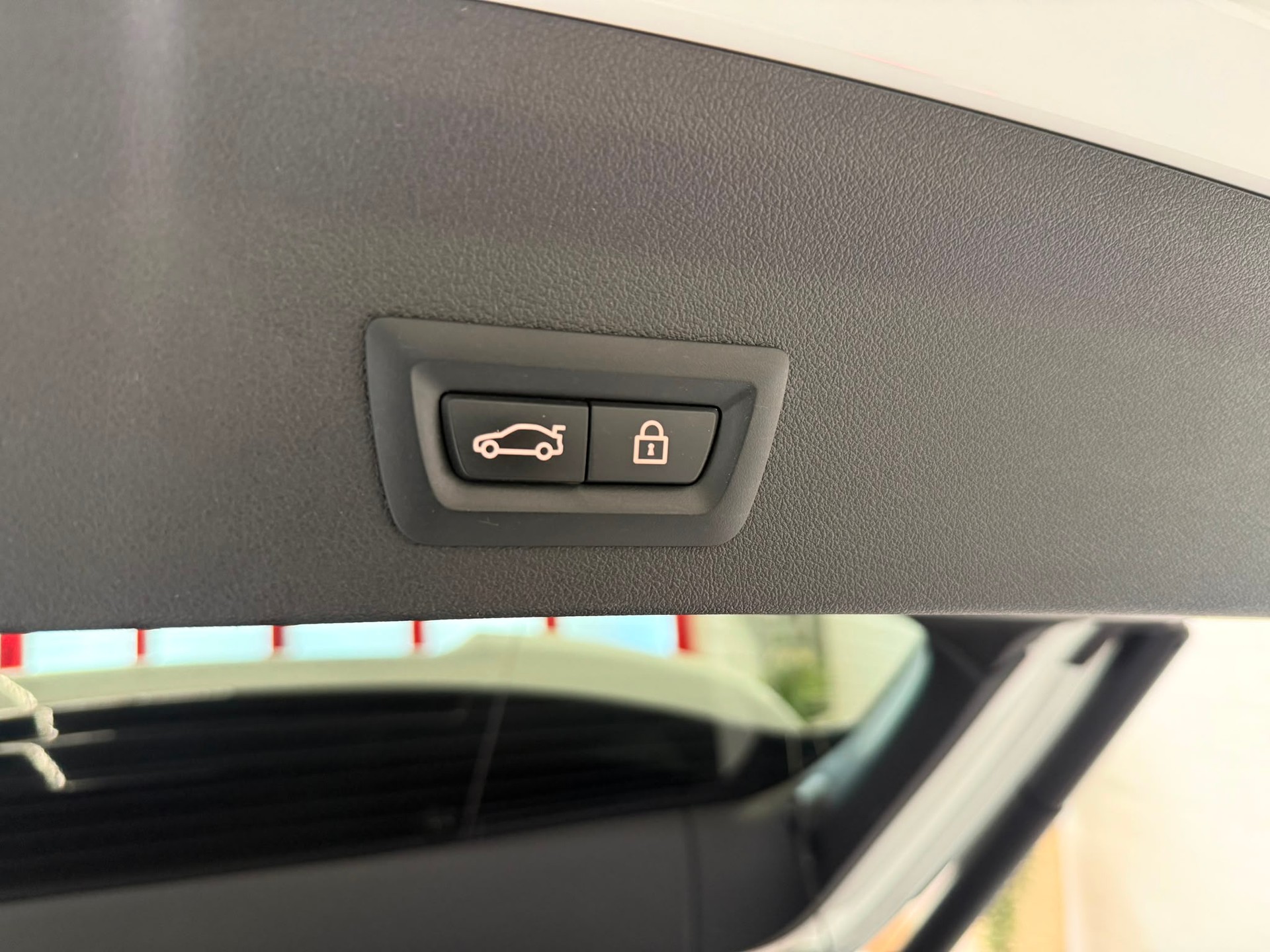 BMW M135i xDrive Steptronic-image-19