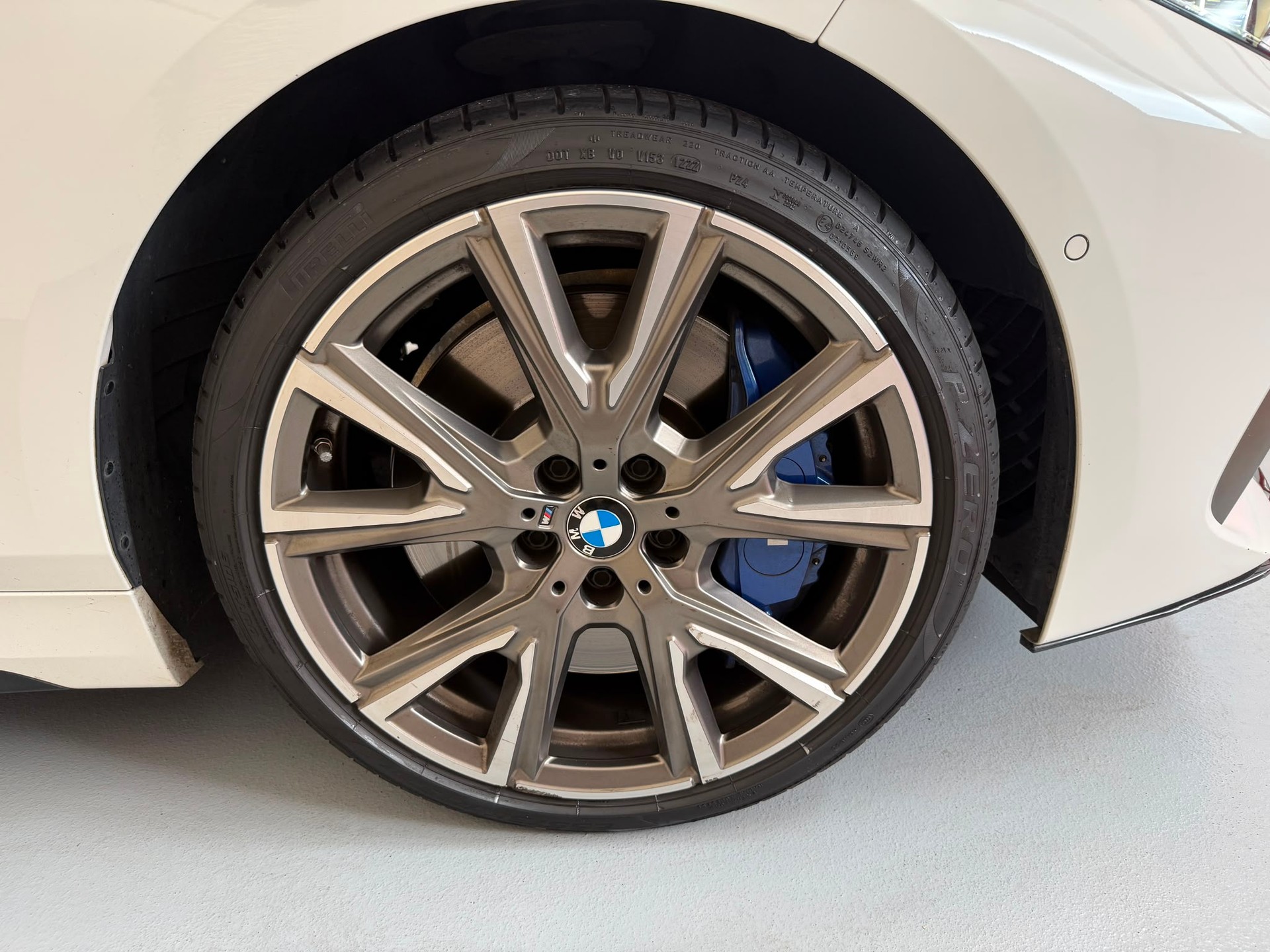BMW M135i xDrive Steptronic-image-22