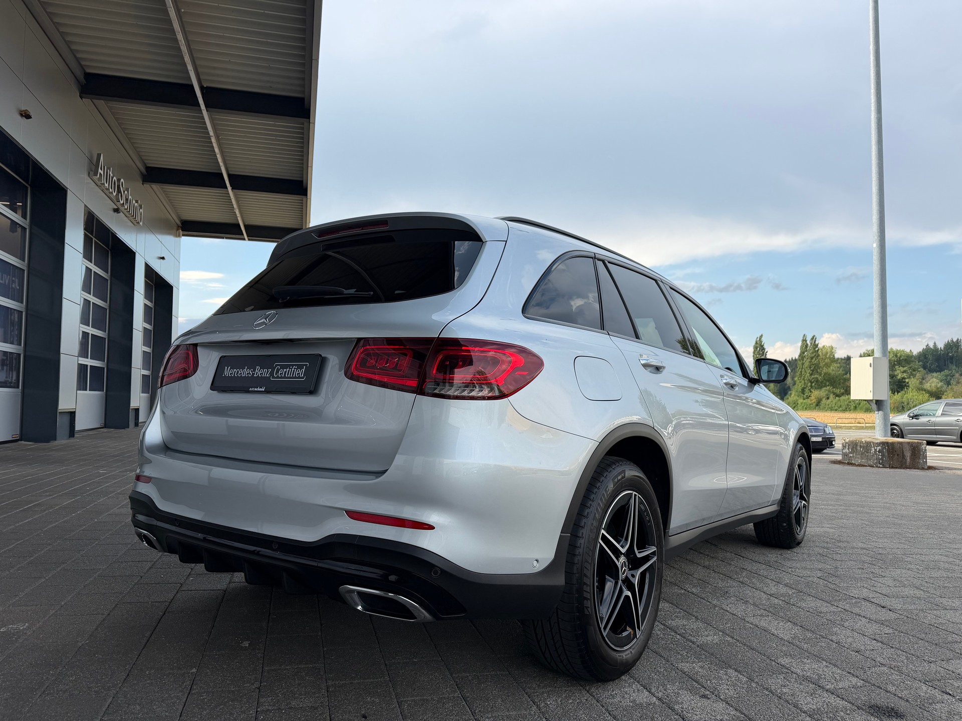 MERCEDES-BENZ GLC 300 d AMG Line 4Matic 9G-Tronic-image-1