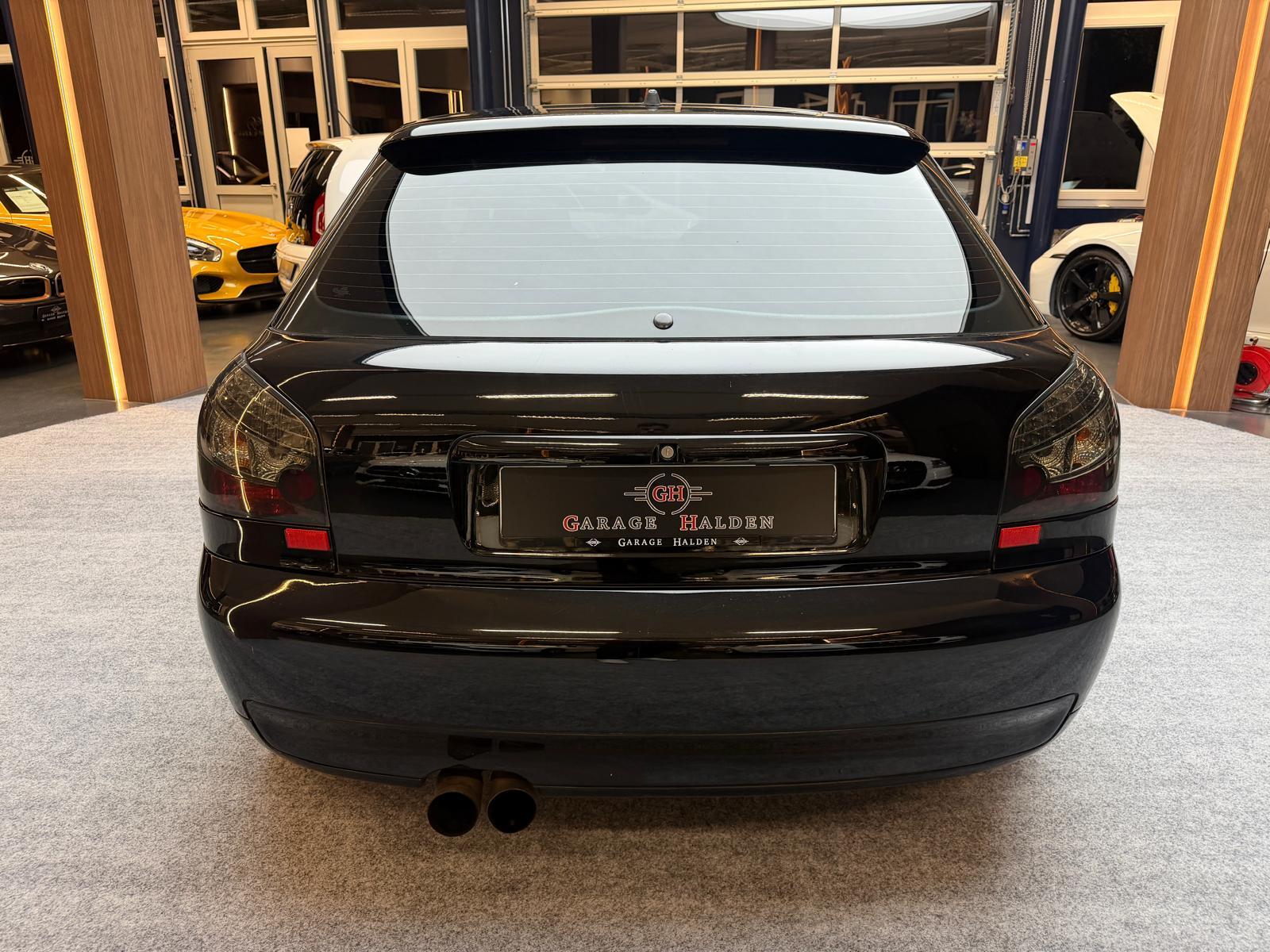 AUDI S3 1.8 20V Turbo 210 quattro-image-6