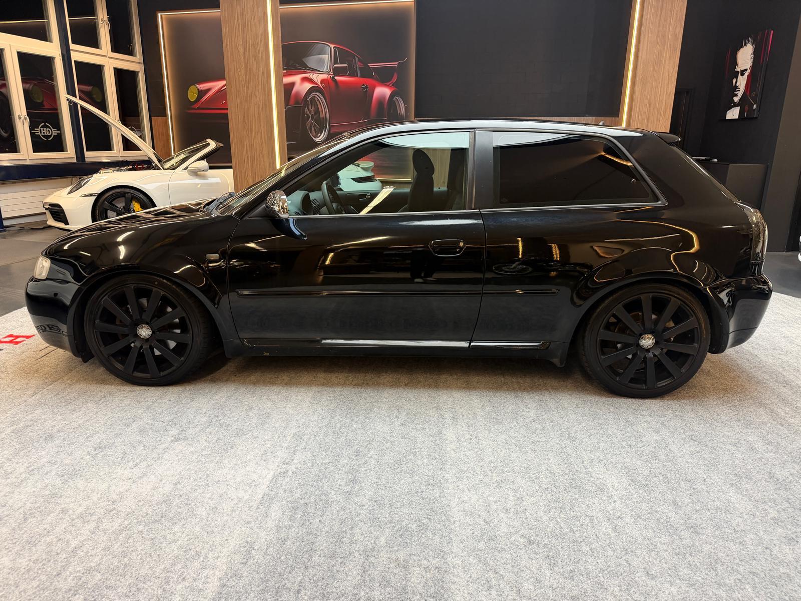 AUDI S3 1.8 20V Turbo 210 quattro-image-4