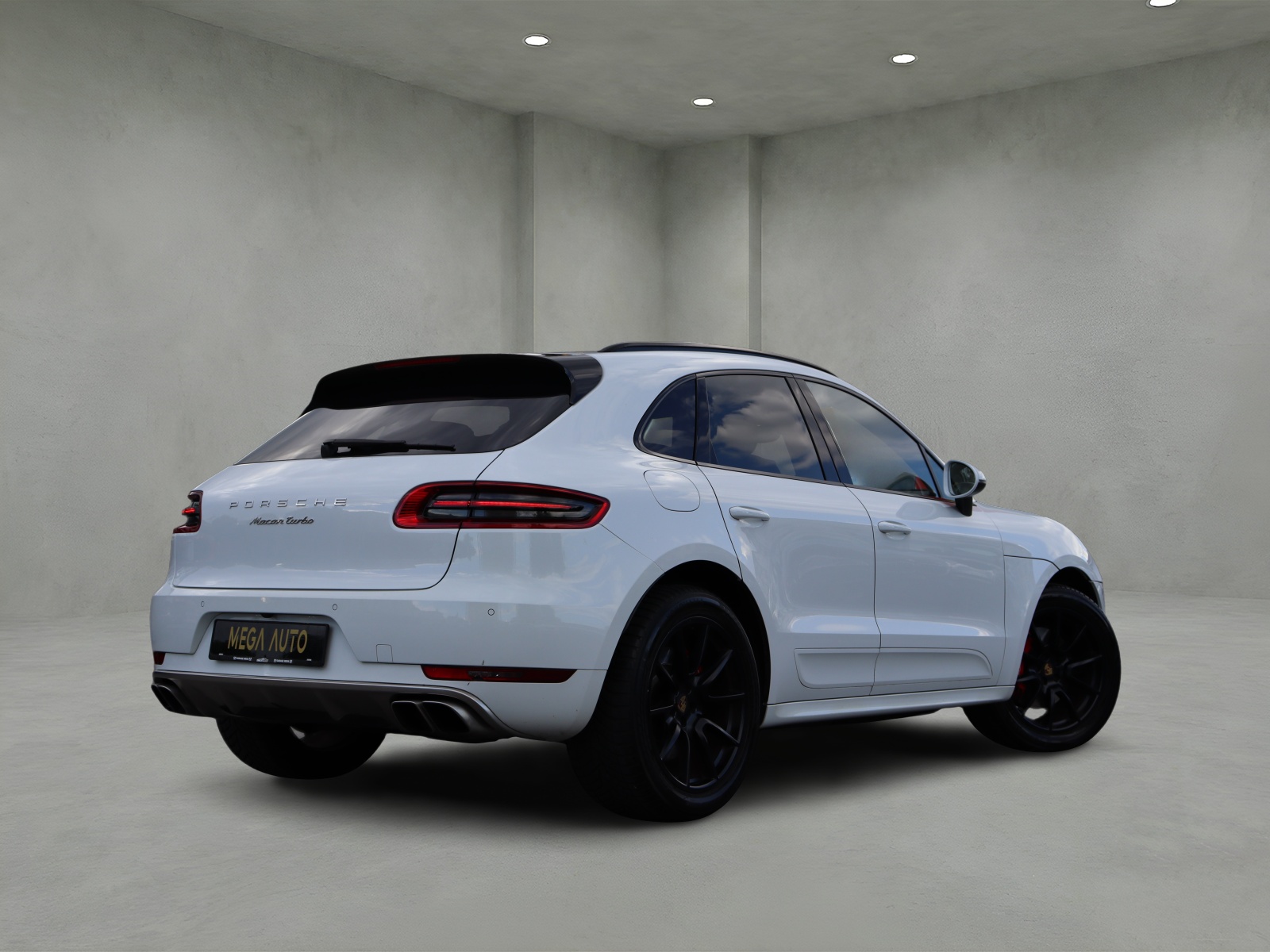 PORSCHE Macan Turbo PDK-image-2