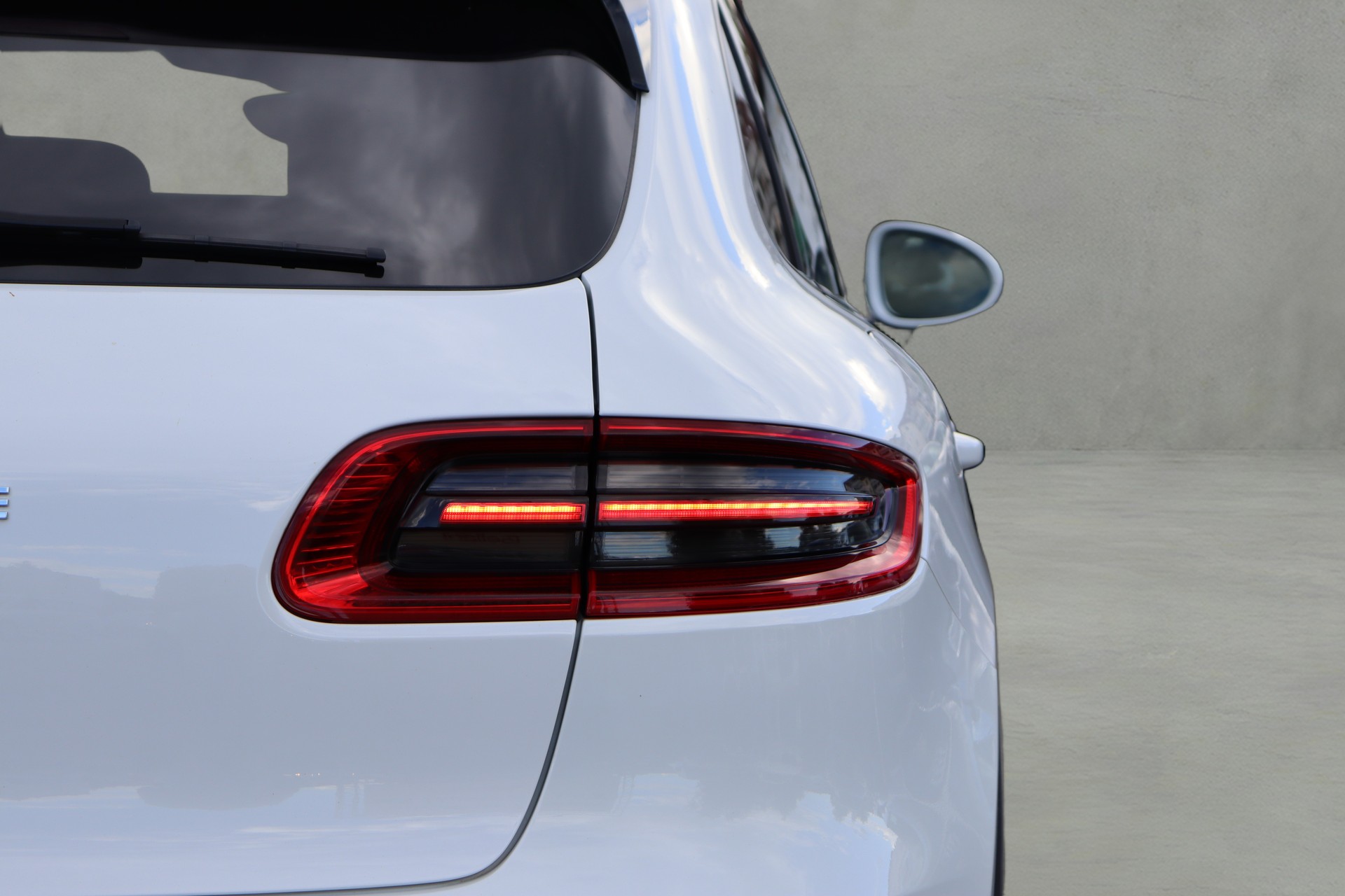 PORSCHE Macan Turbo PDK-image-6