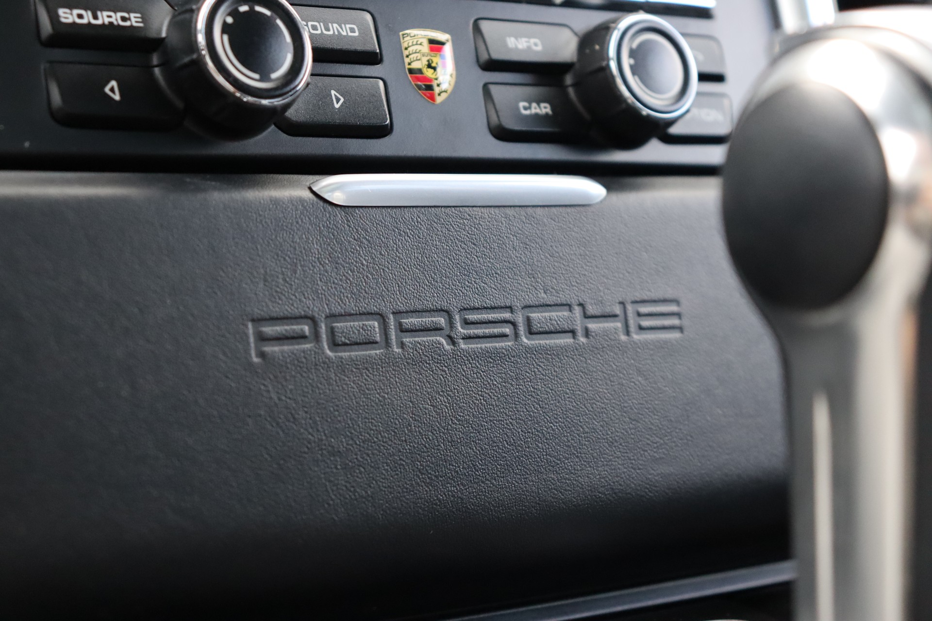 PORSCHE Macan Turbo PDK-image-20