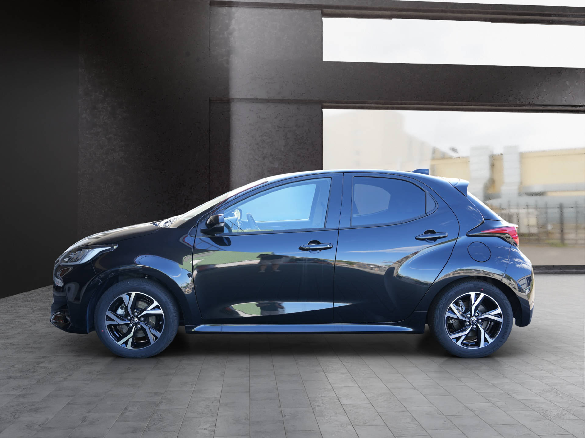 TOYOTA Yaris 1.5 VVT-i HSD Trend Plus-showroom-element-2