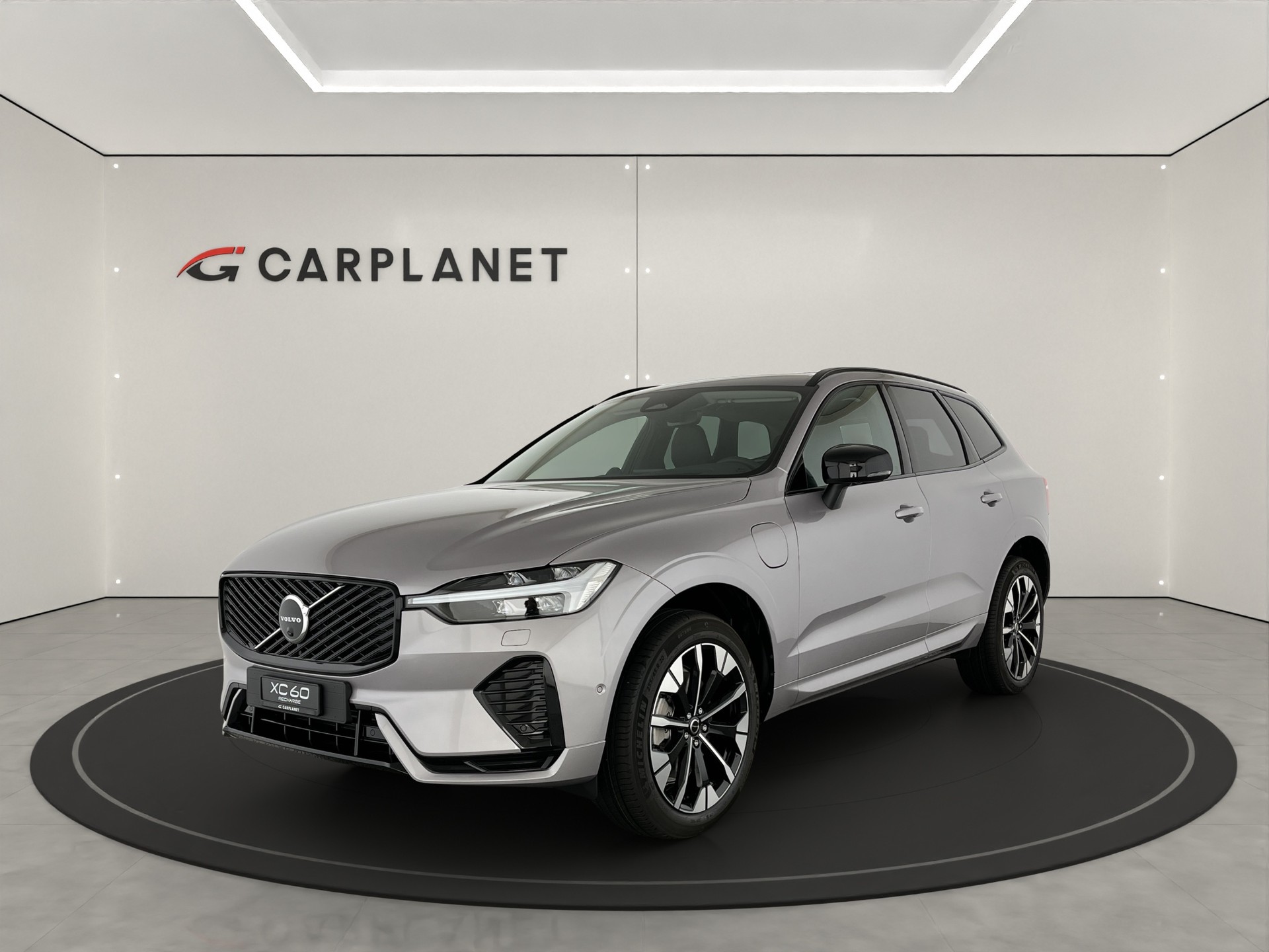 VOLVO XC60 2.0 T8 TE Ultra Dark eAWD-image-0