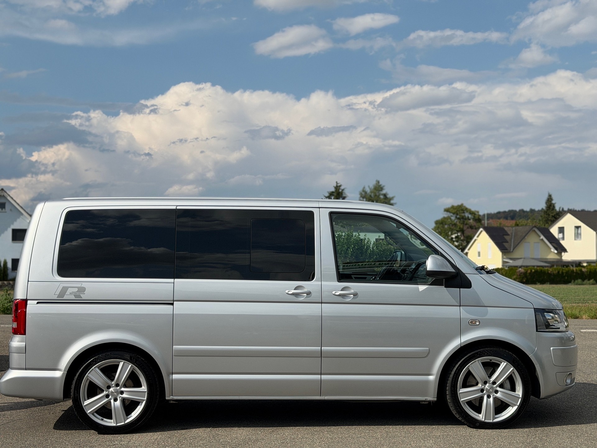 VW T5 Multivan 2.0 Bi-TDI CR Highline 4Motion DSG-image-9