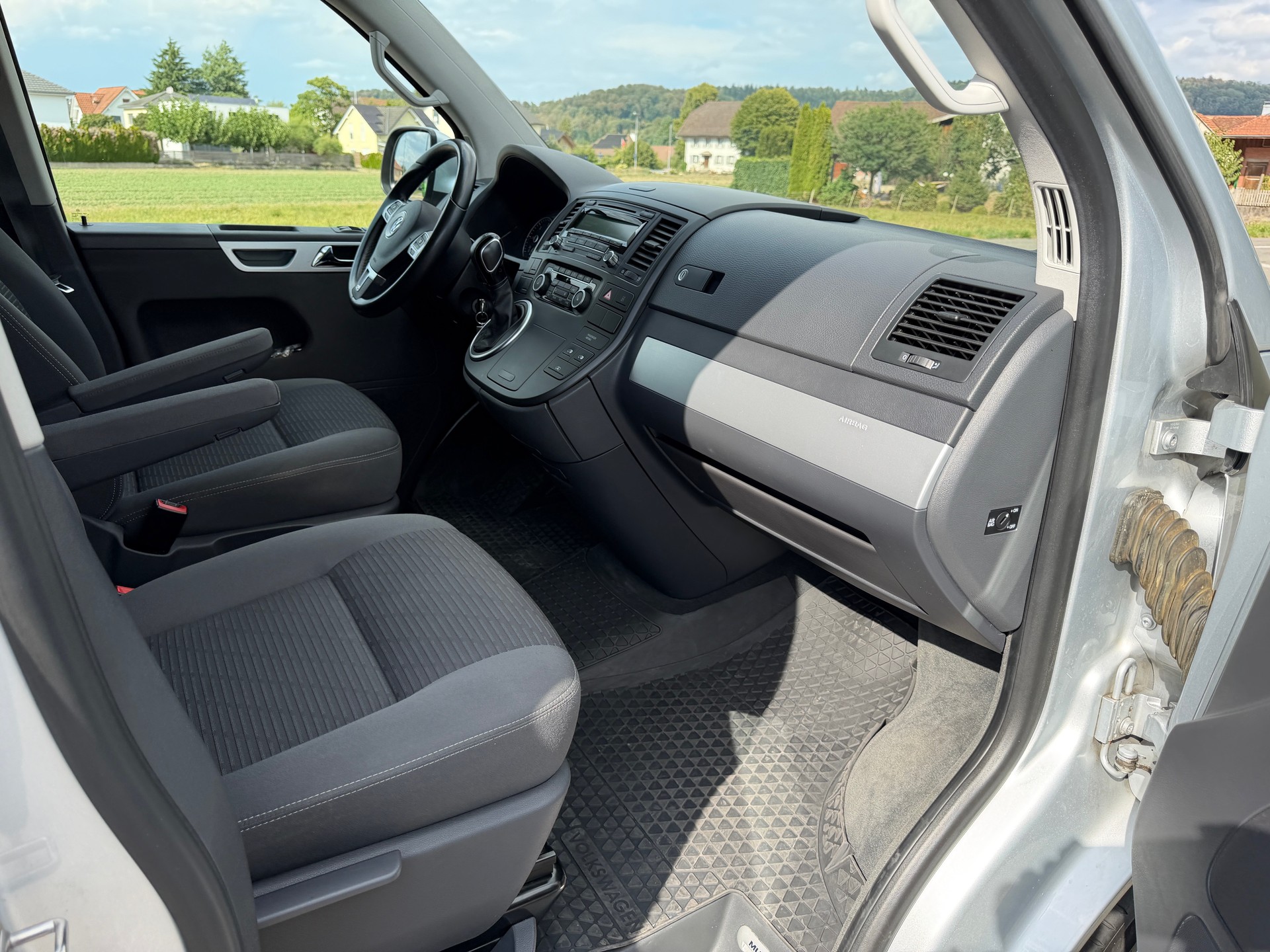 VW T5 Multivan 2.0 Bi-TDI CR Highline 4Motion DSG-image-7