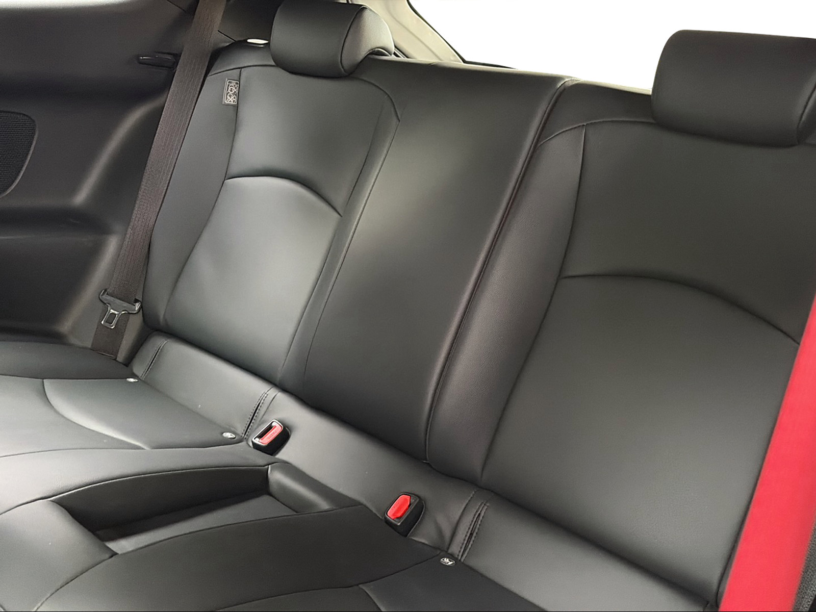 TOYOTA Yaris 1.6 GR Sport-image-10