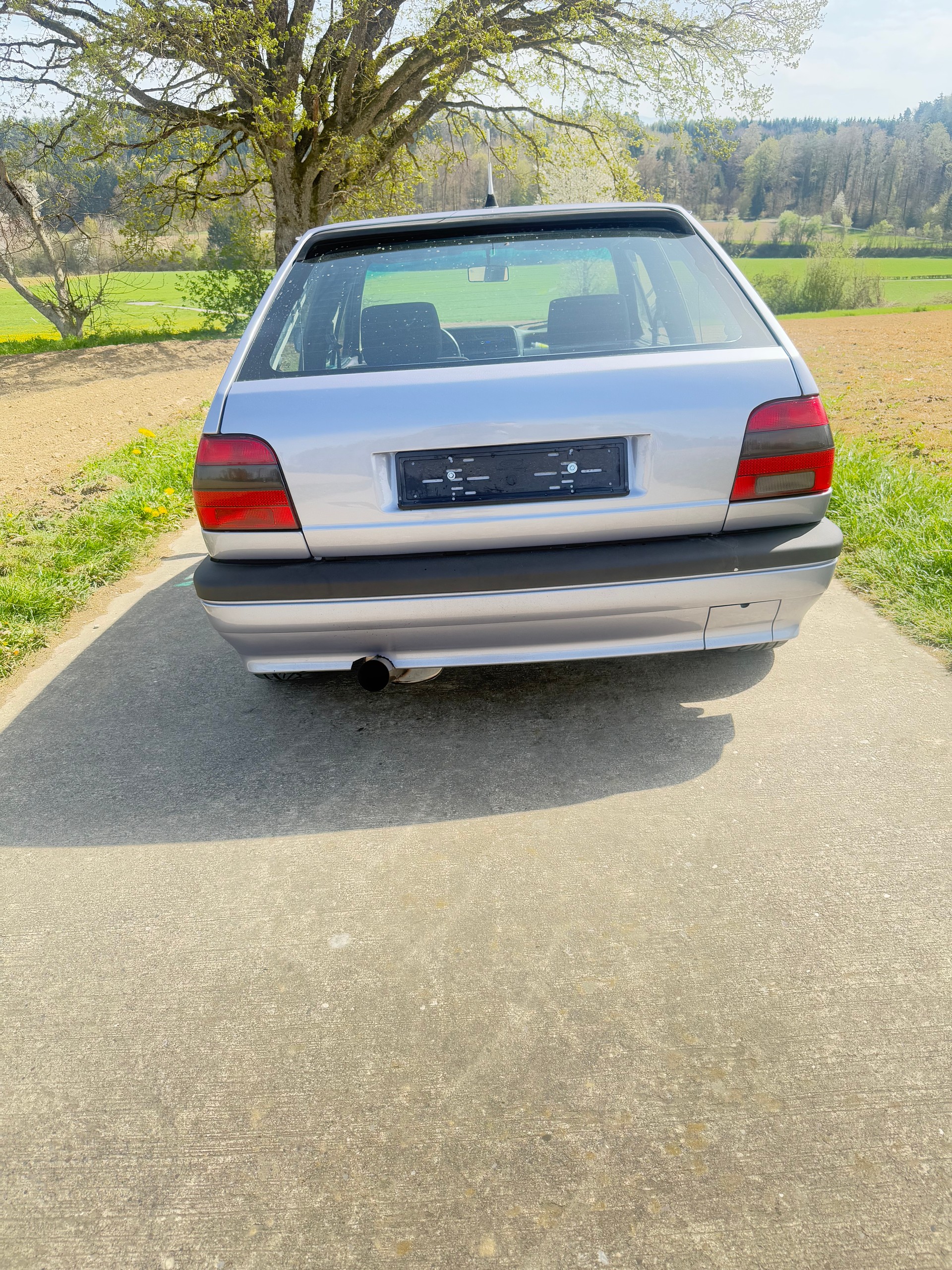 VW Polo Coupé 1300 G40-image-4