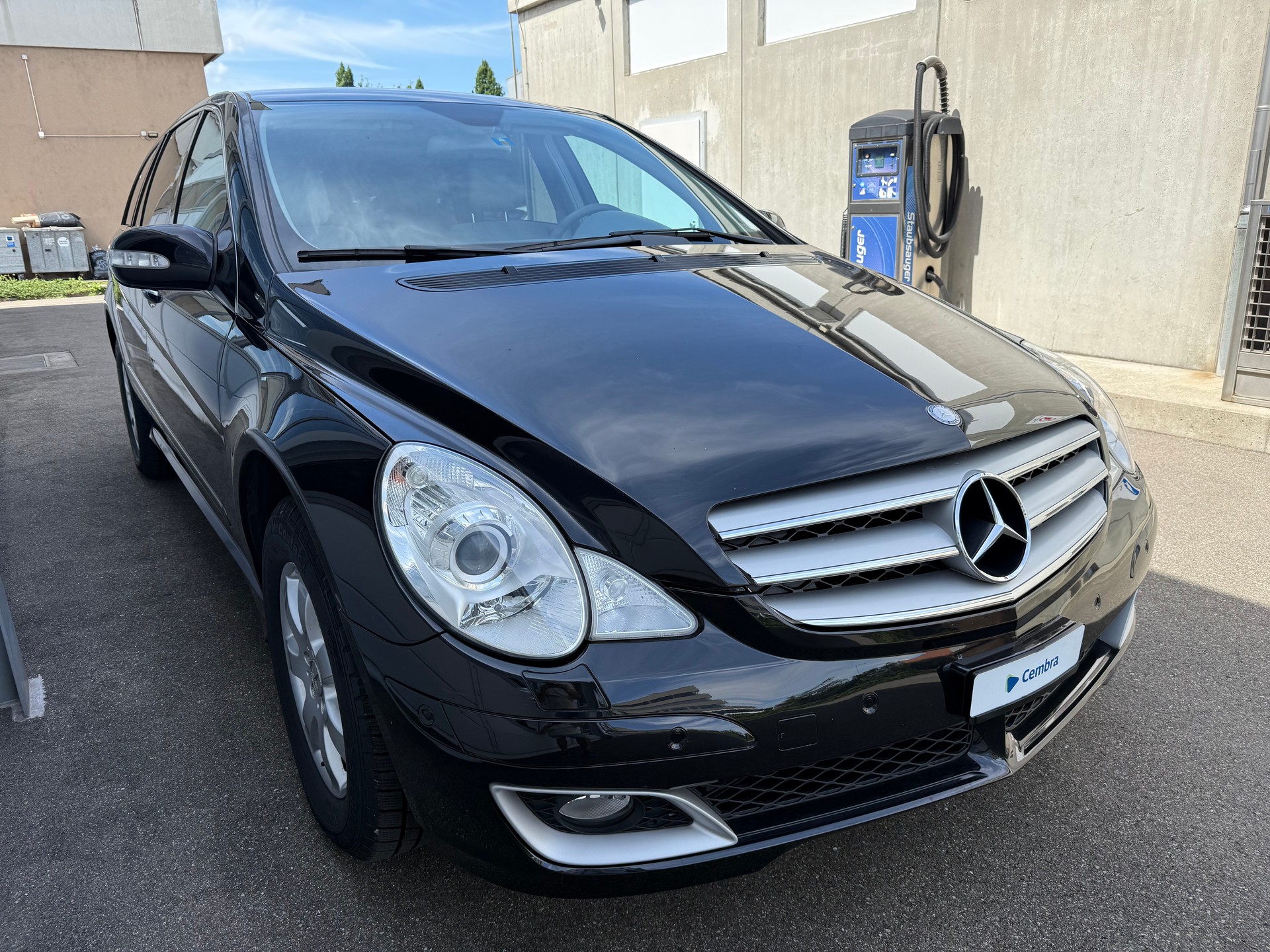 MERCEDES-BENZ R 350 L 4Matic 7G-Tronic *Frisch ab MFK *Tempomat *Leder/Alcantara *Zwei Schlüssel mit Fernbedienung *Veloträger-image-1