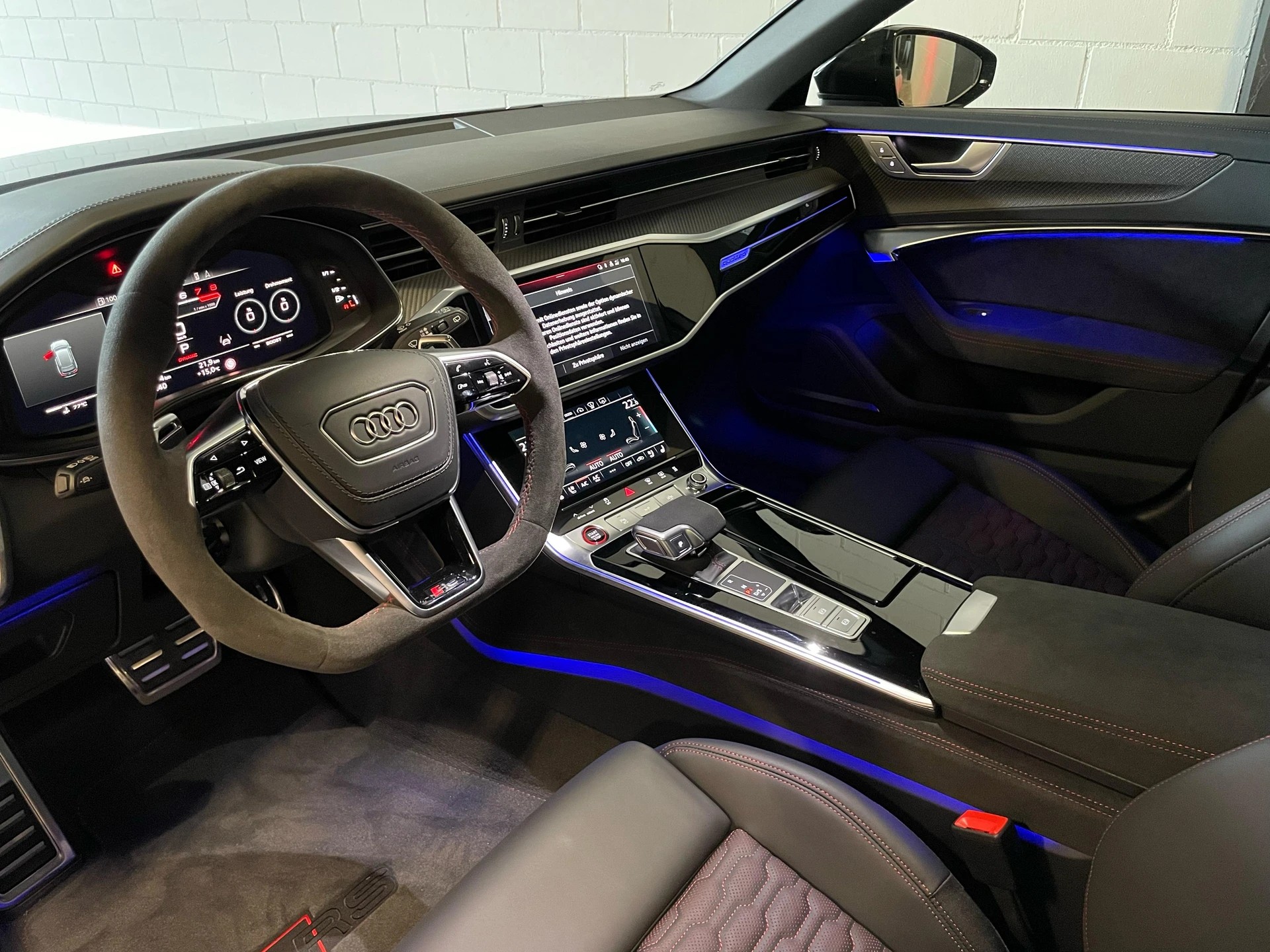 AUDI RS6 Avant 4.0 TFSI V8 Performance quattro Traumausstattung-image-4
