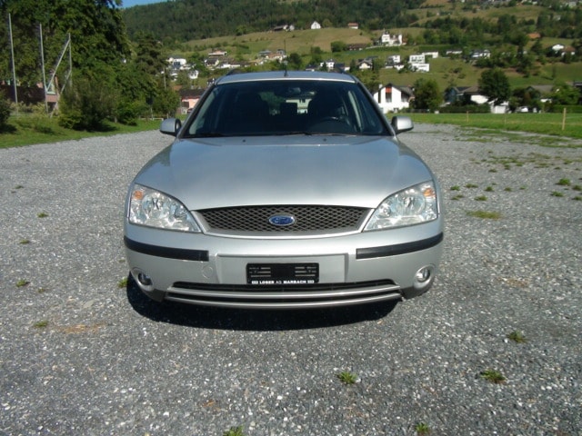 FORD Mondeo 2.0 TDDi 115 PS Ghia Kombi-image-1