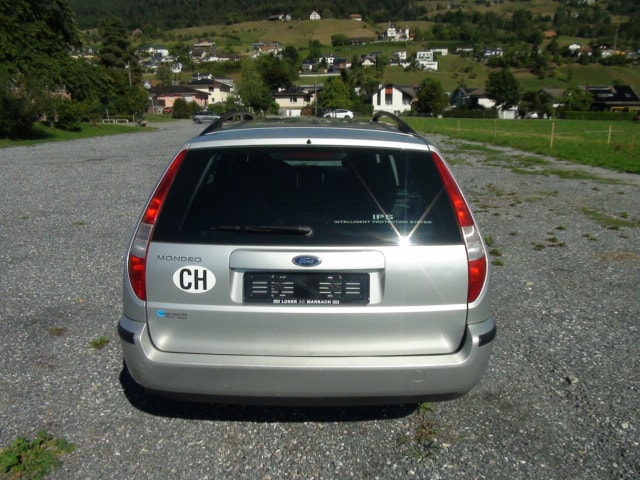 FORD Mondeo 2.0 TDDi 115 PS Ghia Kombi-image-6