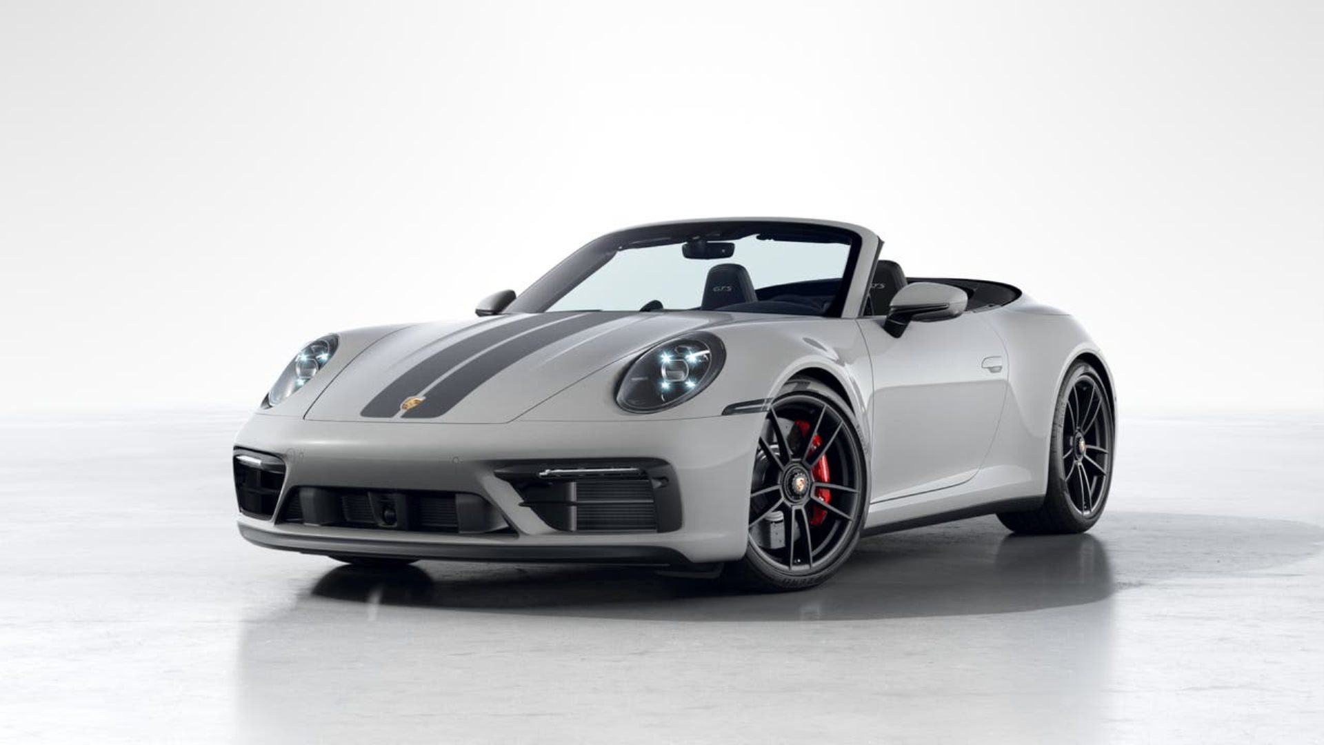 PORSCHE 911 Carrera 4 GTS Cabriolet-image-0