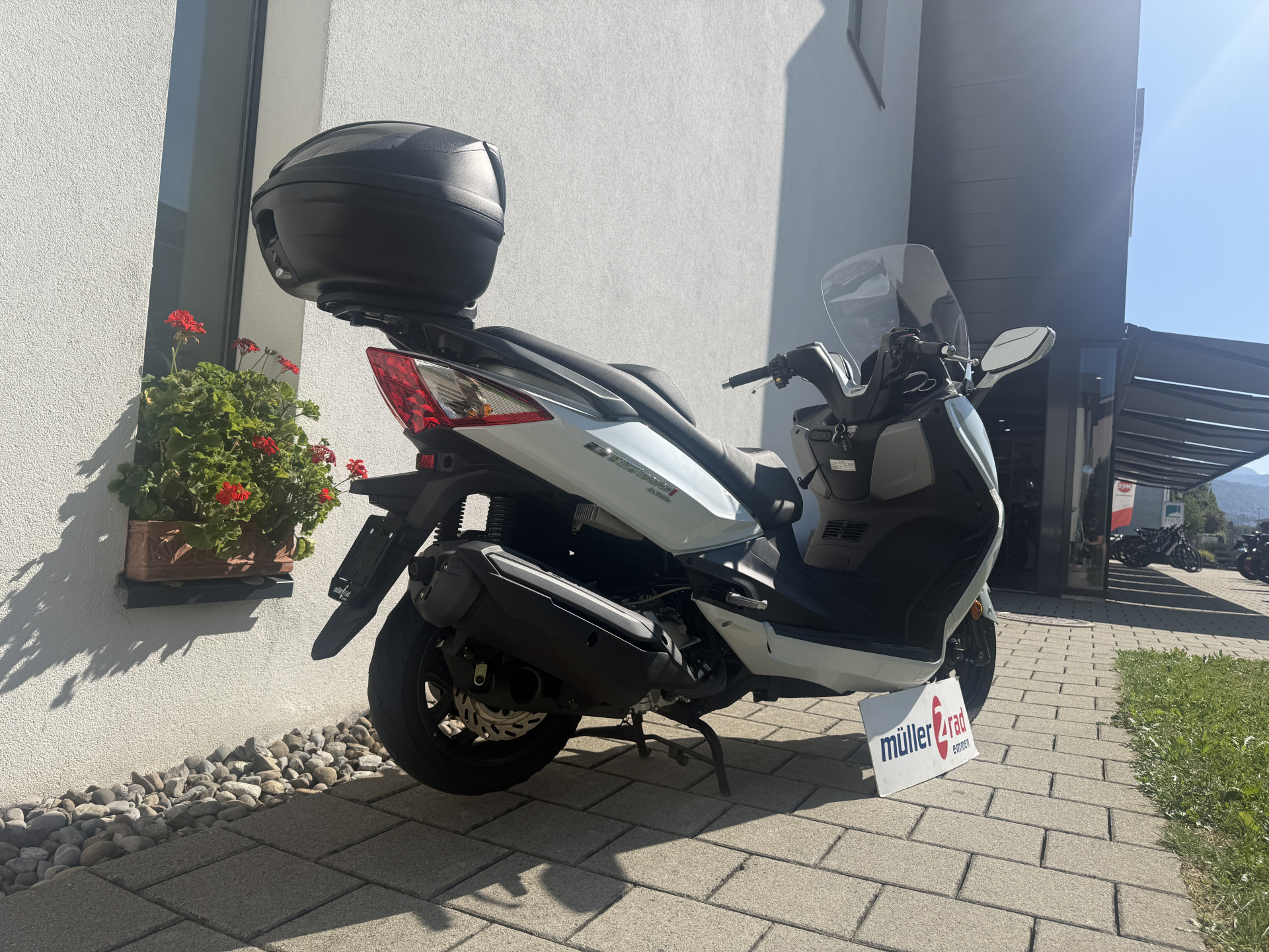 SYM GTS 300 S&S-showroom-element-3