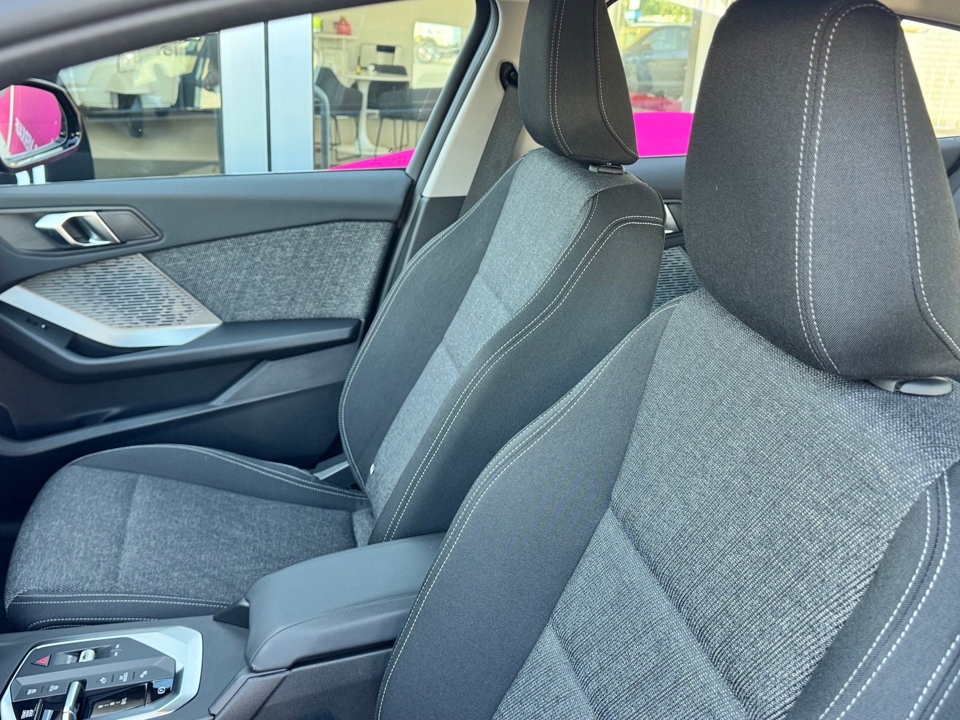 BMW 120+Aut.+Navi+Rückfahrkamera+Abstandregelautomat+8-fach Alu+LED Scheinwerfer+Bluetooth+Sitzheizung+Werksgarantie+Gratis-Service+-image-11