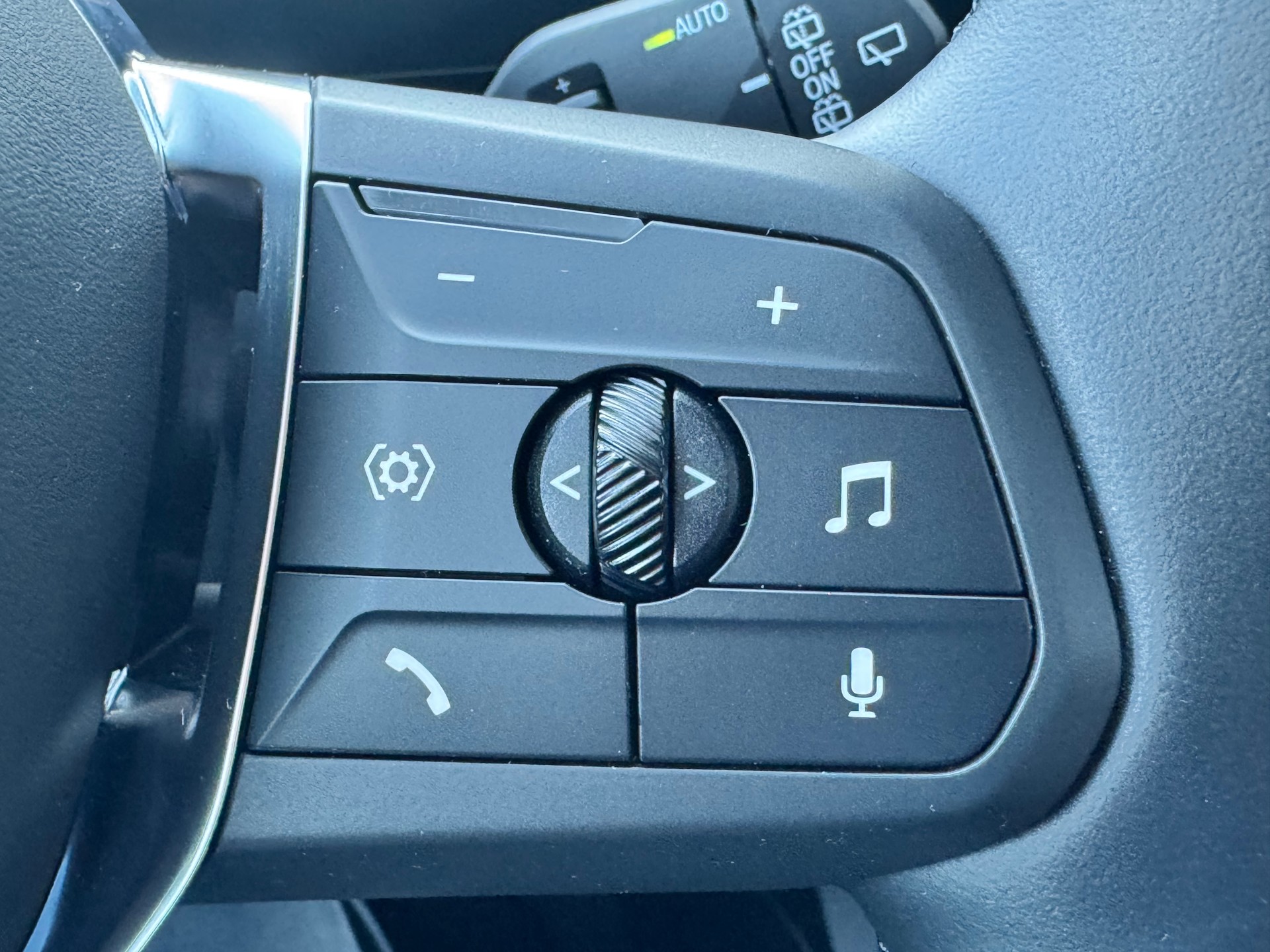 BMW 120+Aut.+Navi+Rückfahrkamera+Abstandregelautomat+8-fach Alu+LED Scheinwerfer+Bluetooth+Sitzheizung+Werksgarantie+Gratis-Service+-image-17