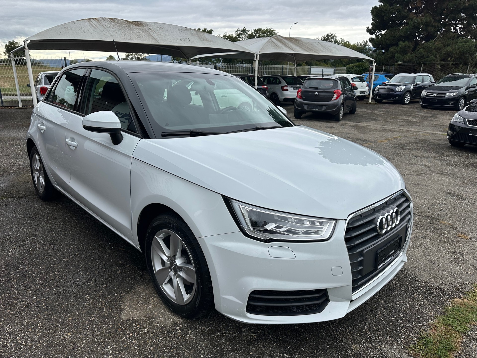 AUDI A1 Sportback 1.0 TFSI Design S-tronic-showroom-element-2